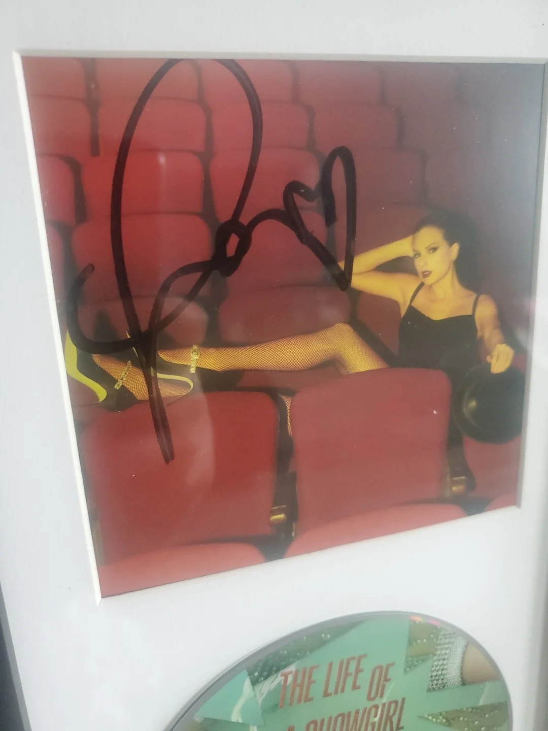 Taylor Swift The Life Of A Showgirl Signed Cd 4 Double Cat Heart, изображение 3
