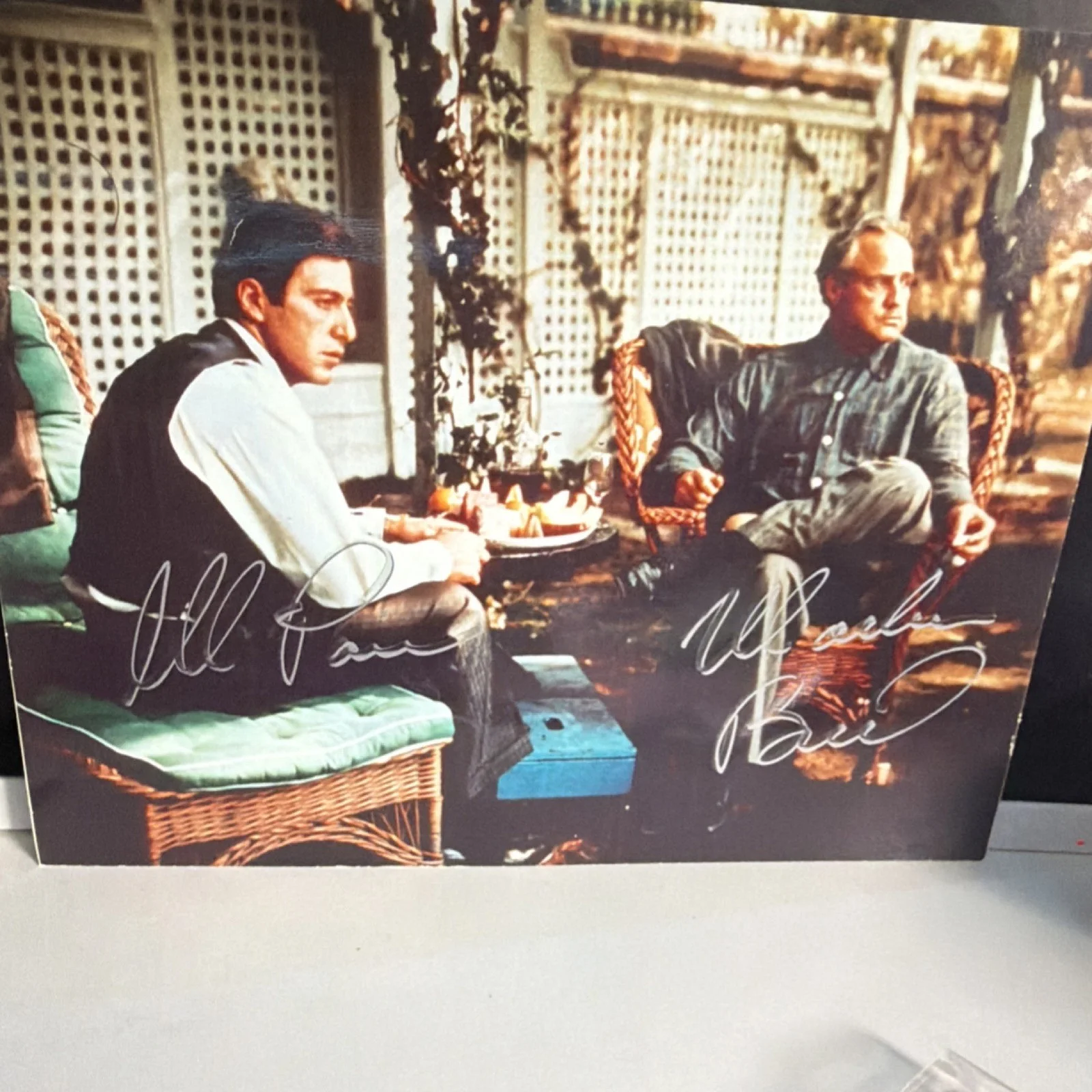 Original Signed Movie Photograph with Two Signatures, Color Scene, изображение 2
