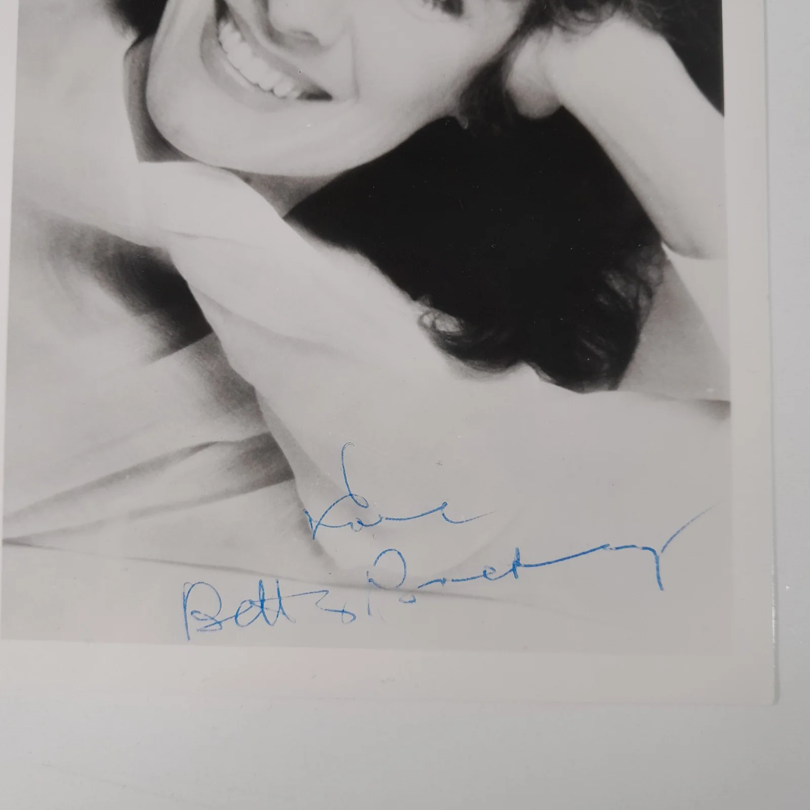 Betty Lynn Buckley — Betty L. Buckley Actress Signed 5 X 7 Photo Eight Is Enough Cats Broadway No COA, изображение 2