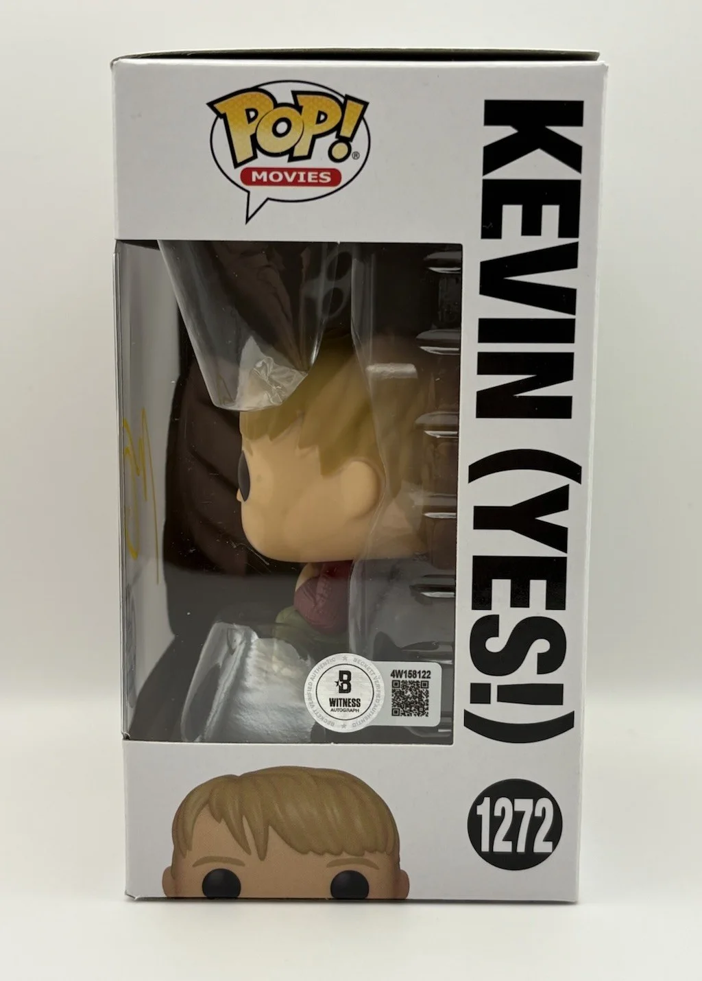 Macaulay Culkin — Macaulay Culkin Signed Autographed Kevin (Yes!) Home Alone Funko POP BAS Witness, изображение 4