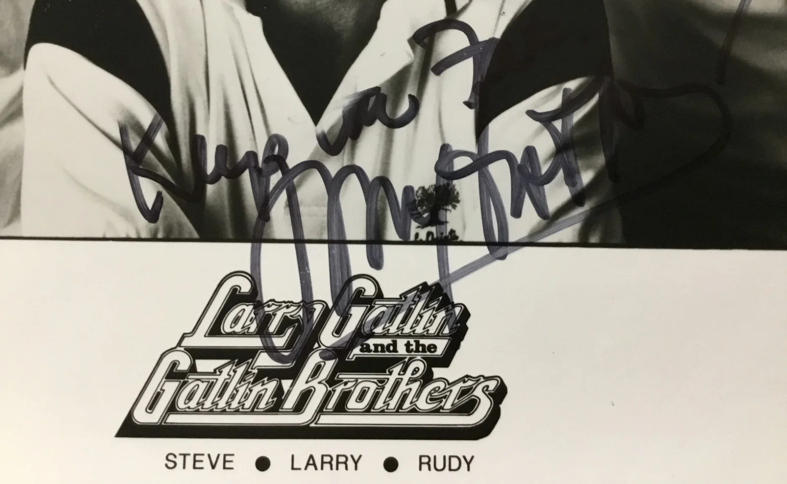 Larry Gatlin Steve Gatlin Rudy Gatlin — The Gatlin Brothers Larry Rudy Gary Signed 8x10 Black & White Photograph, изображение 3