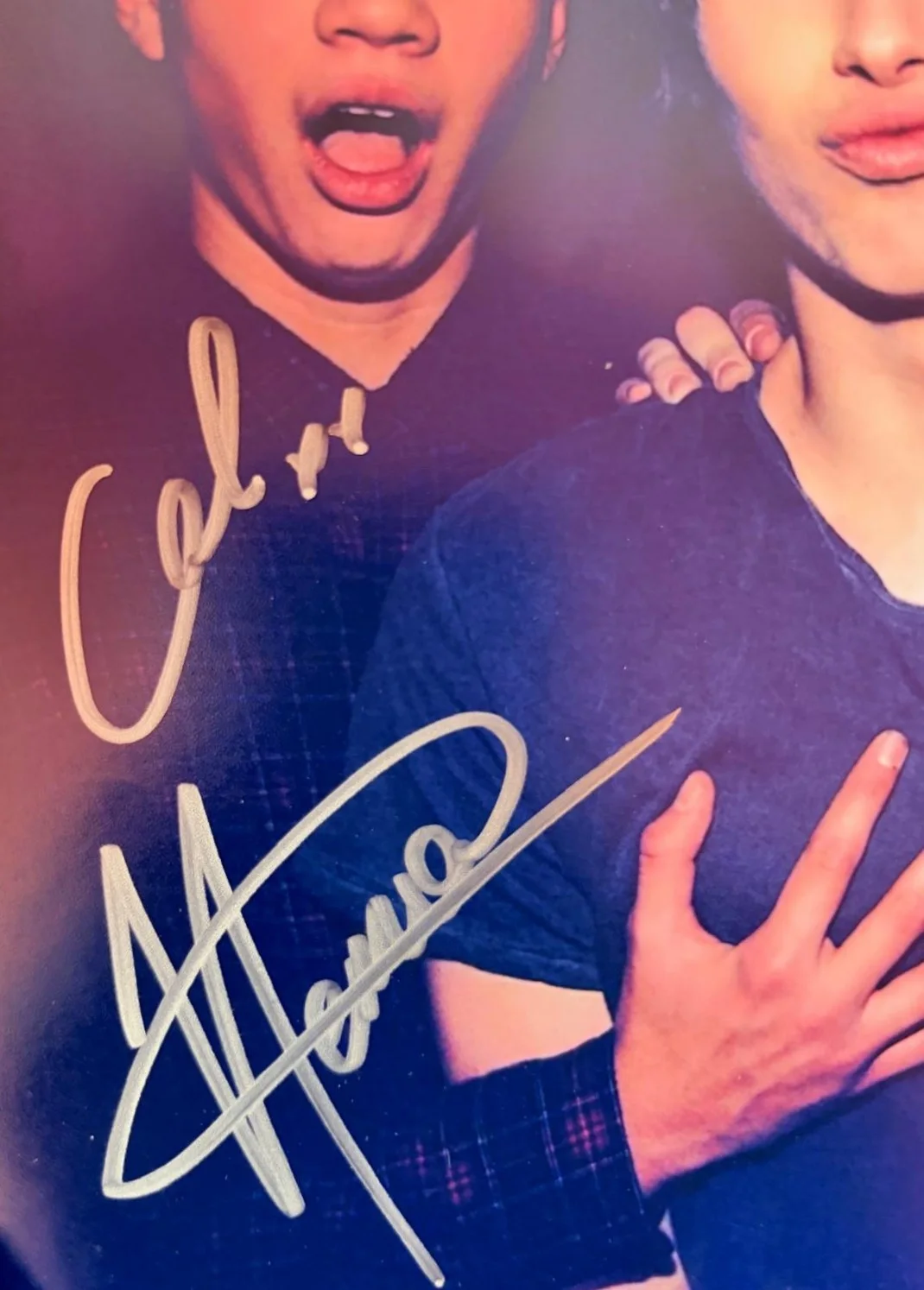 MICHAEL CLIFFORD, LUKE HEMMINGS, CALUM HOOD, ASHTON IRWIN — 5 SECODS OF SUMMER X4 BAND SIGNED 8X10 PHOTO CLIFFORD HEMMINGS HOOD IRWIN PSA, изображение 2