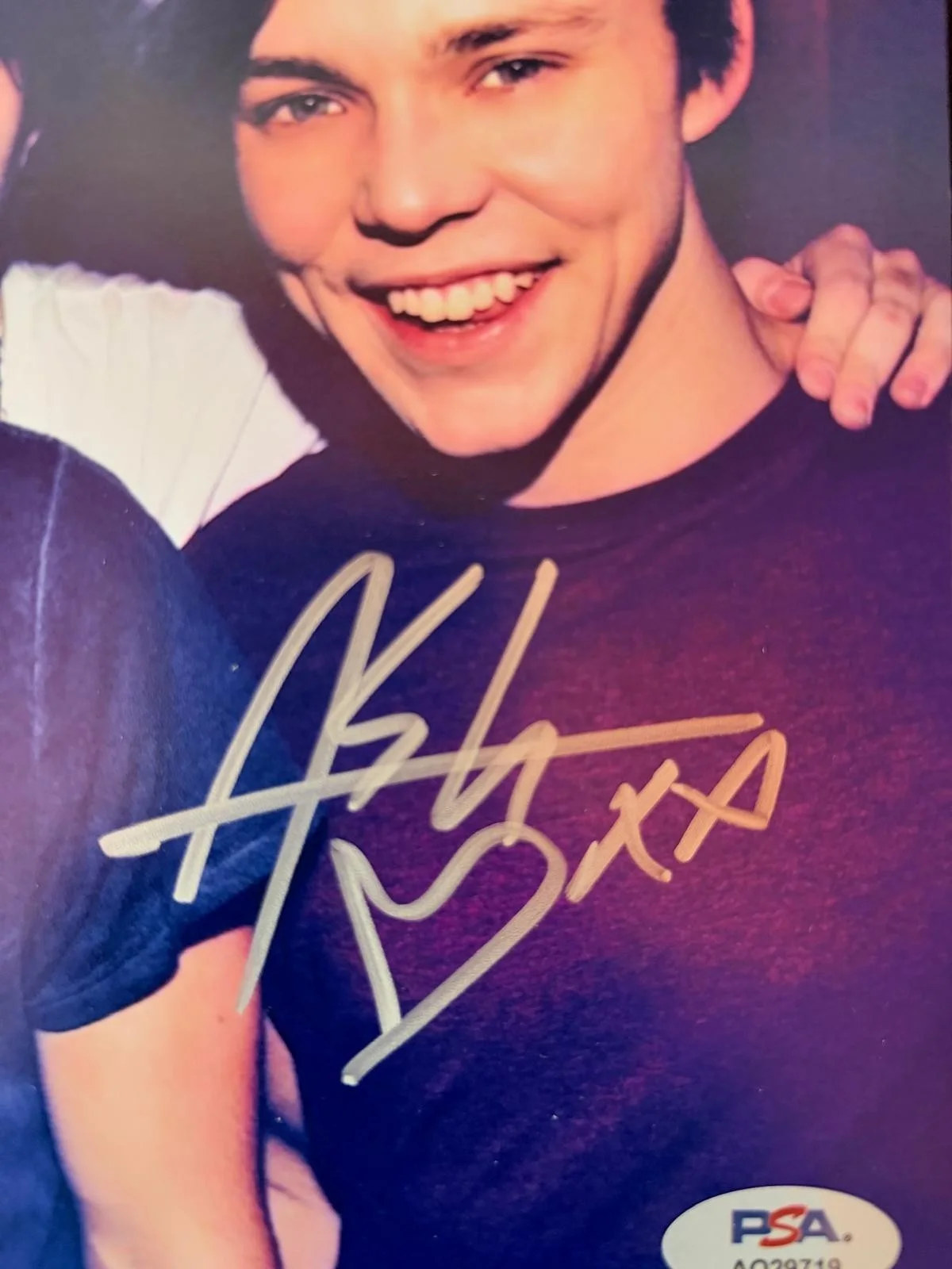 MICHAEL CLIFFORD, LUKE HEMMINGS, CALUM HOOD, ASHTON IRWIN — 5 SECODS OF SUMMER X4 BAND SIGNED 8X10 PHOTO CLIFFORD HEMMINGS HOOD IRWIN PSA, изображение 4