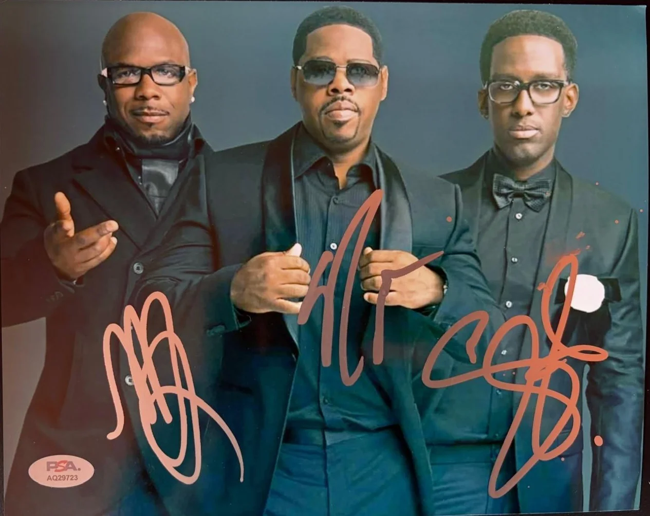 NATHAN MORRIS, WAYNE MORRIS & SHAWN STOCKMAN — BOYZ II MEN SIGNED AUTOGRAPHED 8X10 PHOTO NATHAN WAYNE SHAWN RARE PSA COA