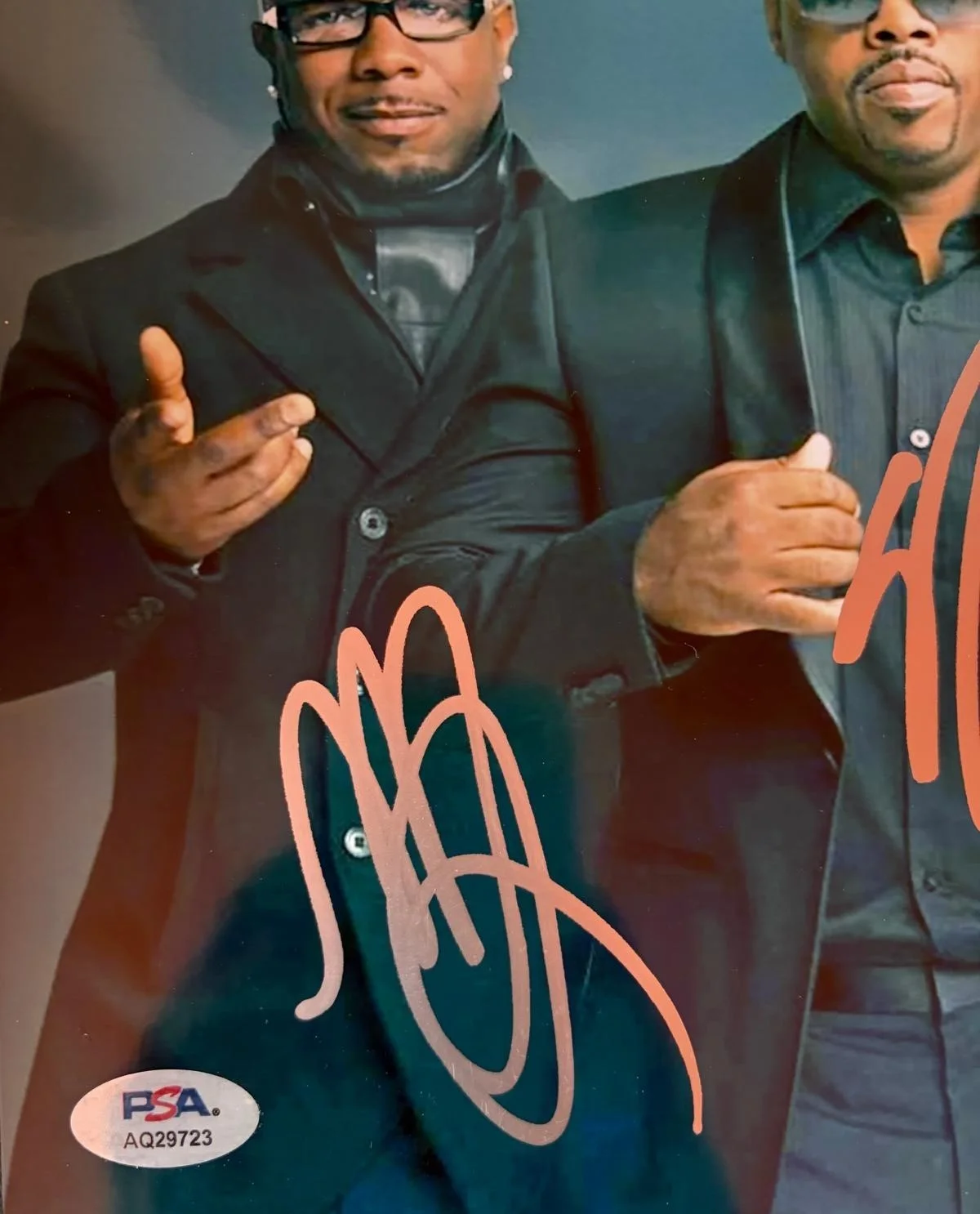 NATHAN MORRIS, WAYNE MORRIS, SHAWN STOCKMAN — BOYZ II MEN SIGNED AUTOGRAPHED 8X10 PHOTO NATHAN WAYNE SHAWN RARE PSA COA, image 2