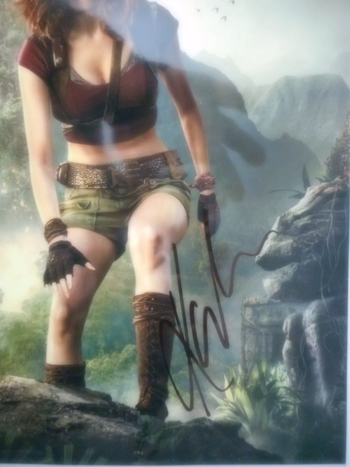 Karen Gillanren Gillan — Karen Gillan signed JUMANJI Welcome to the Jungle (Ruby) 8x10 Photo W/COA & Holo, image 4