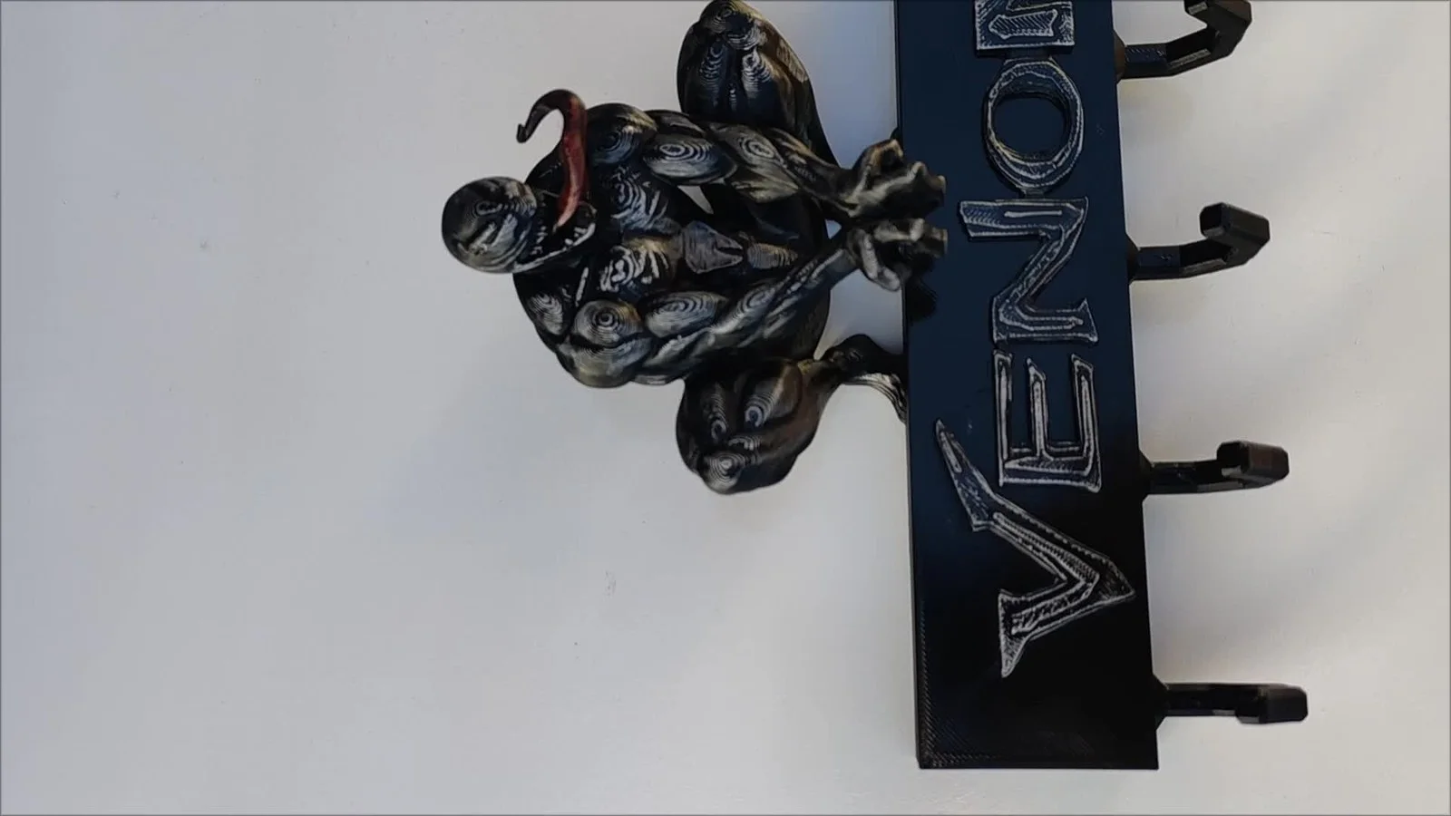 Superhero Keyholder Keyring Gothic Horror Alien Sci Fi 3D Printed Hand Painted, image 2