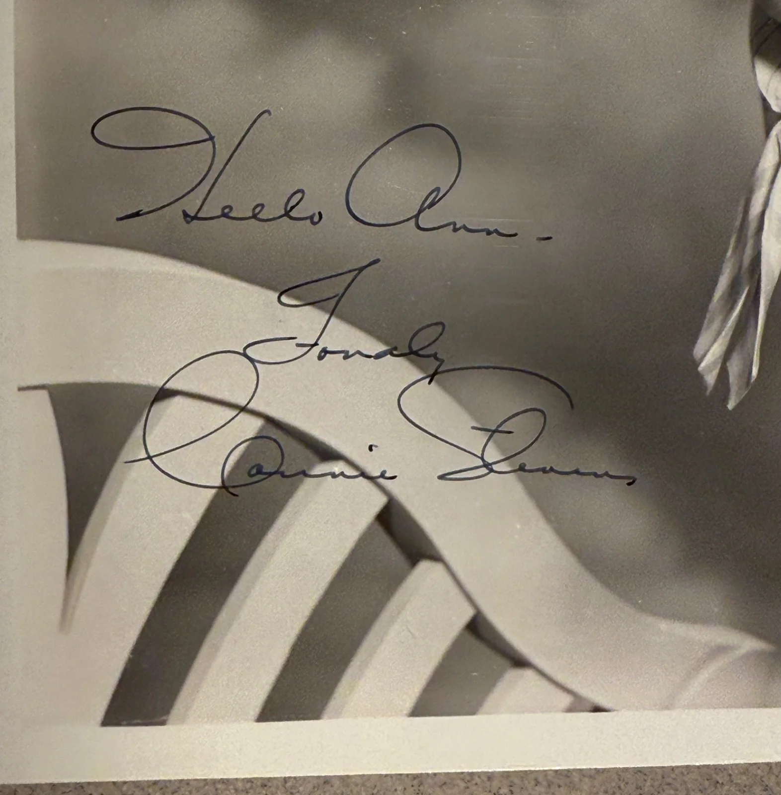 Connie Stevens — Connie Stevens Original Signed 8X10 Photograph LS, image 2