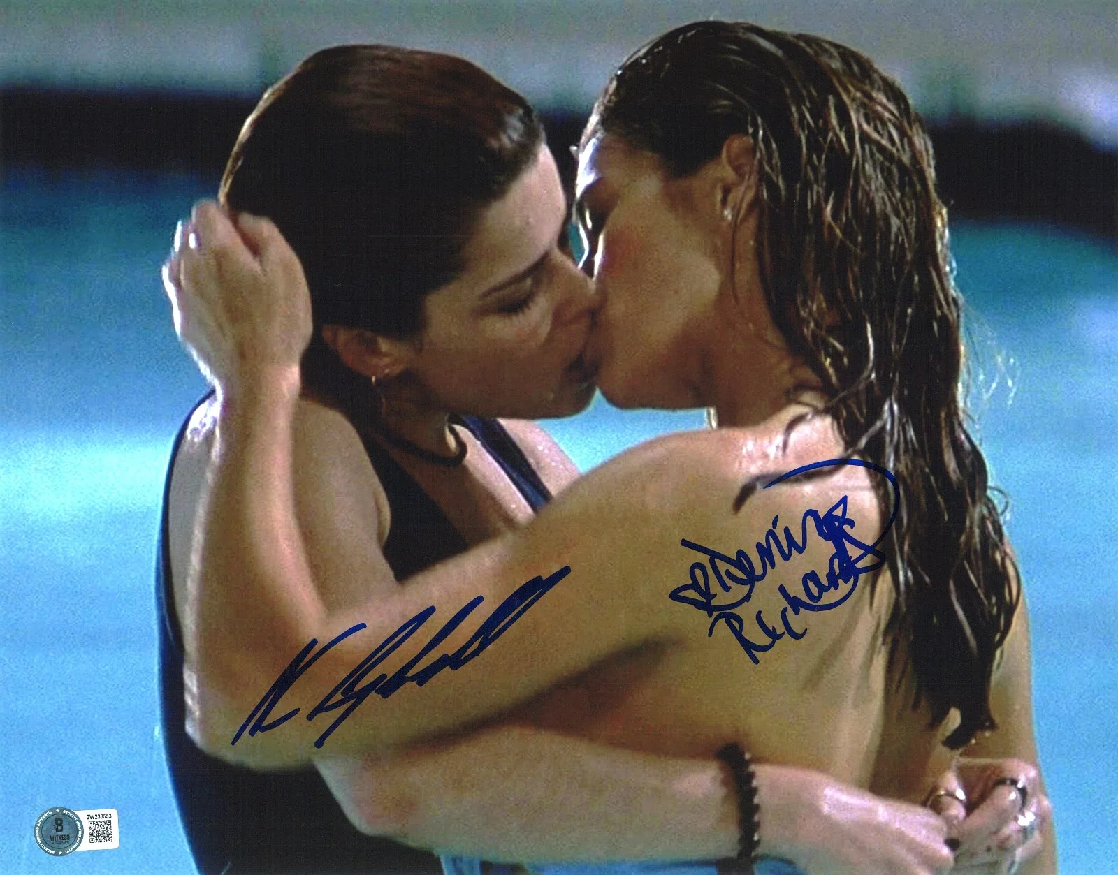 DENISE RICHARDS & NEVE CAMPBELL — DENISE RICHARDS NEVE CAMPBELL SIGNED AUTOGRAPH WILD THINGS 11X14 PHOTO BECKETT