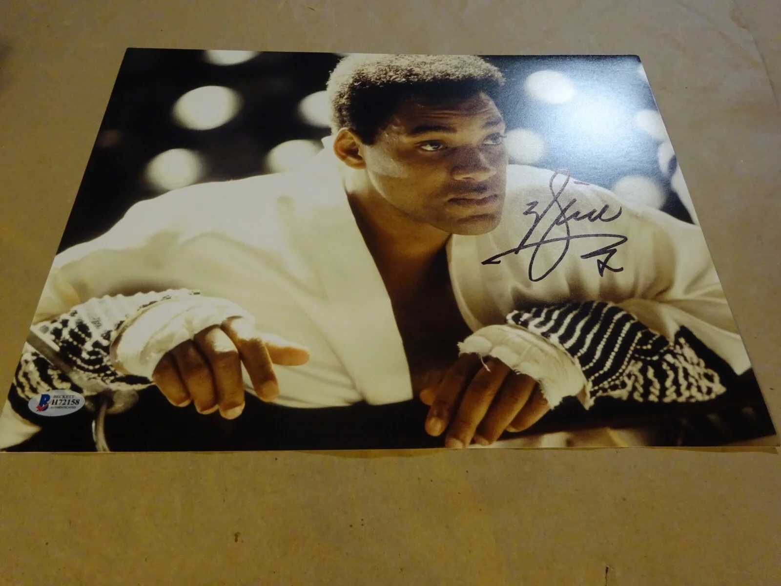 Will Smith — Signed Will Smith Autographed 11"x14" Ali Photo Beckett BAS COA, image 2