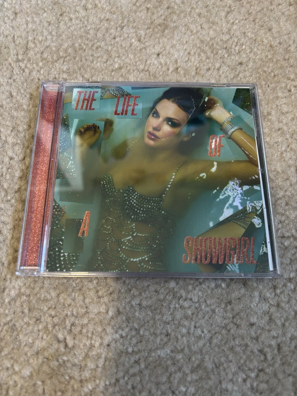Taylor Swift The Life of a Showgirl CD + Hand Signed Photo 2 Unsealed, изображение 3