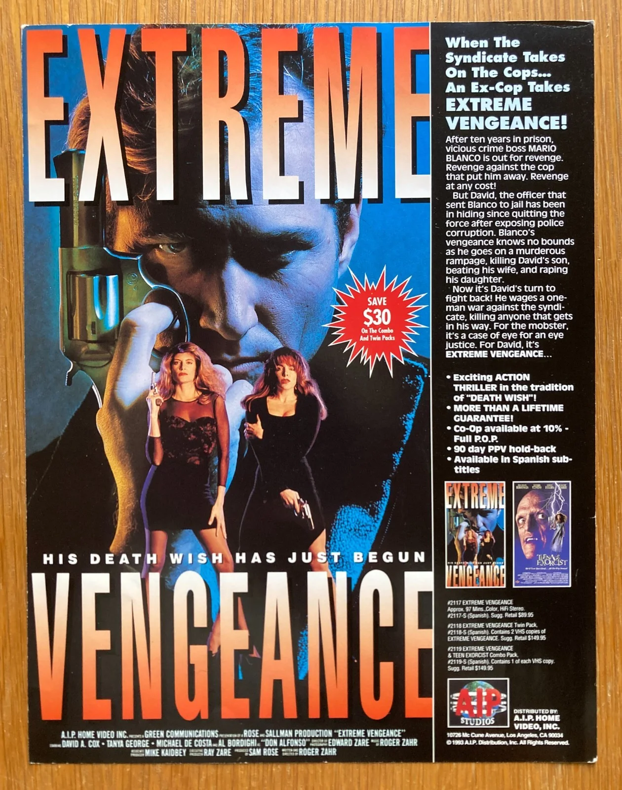 Brinke Stevens — SEXY BRINKE STEVENS SIGNED TEENAGE EXORCIST MAGAZINE AD W/ MICHAEL BERRYMAN!, изображение 2