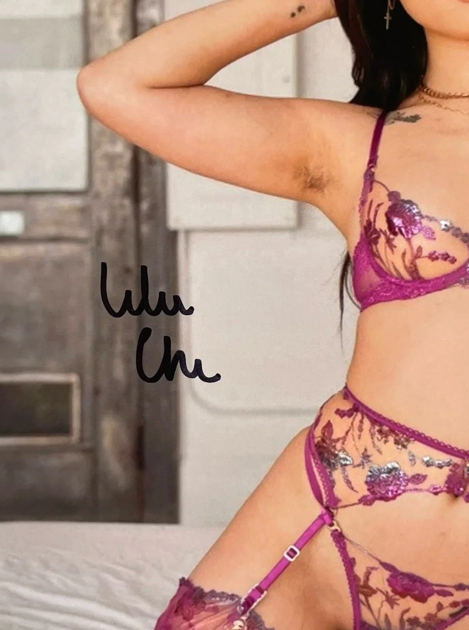 Lulu Chu — Lulu Chu hand signed authentic 8x10 photo Adult star, изображение 2