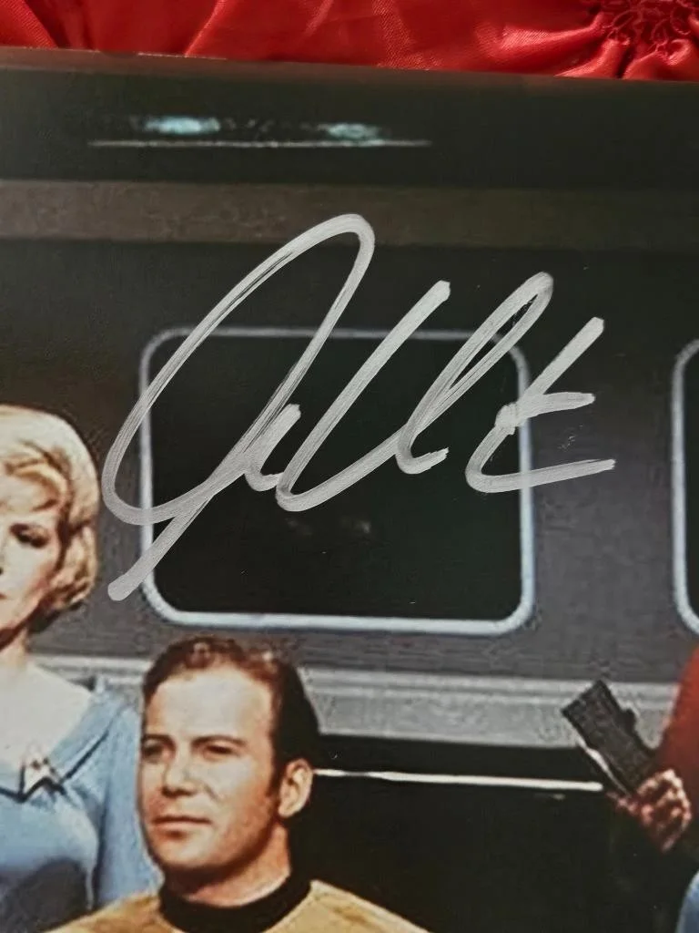 WILLIAM SHATNER — WILLIAM SHATNER HAND SIGNED AUTOGRAPHED 8X10 PHOTO STAR TREK CAPTIAN KIRK COA 2, изображение 2