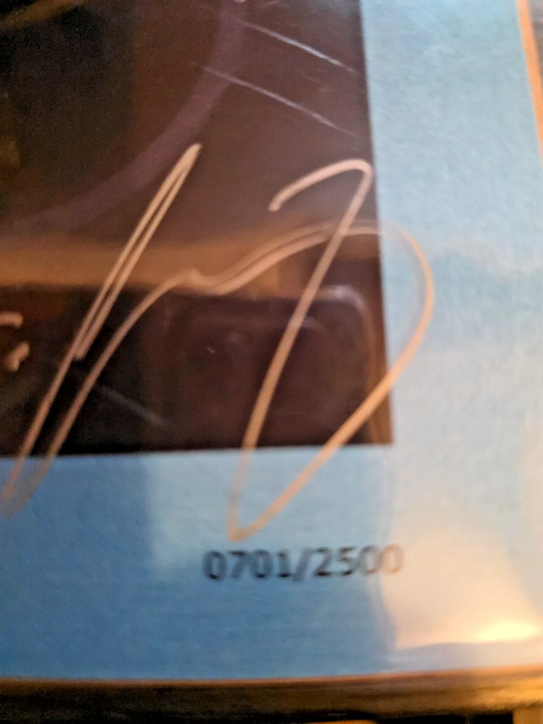 Meng'er Zhang signed Shang Chi and the Legend of the Ten Rings 8x10 art..., изображение 3