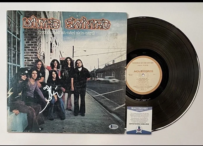 Lynyrd Skynyrd Gary Rossington Signed Self Titled Album Record Vinyl BAS COA, изображение 2