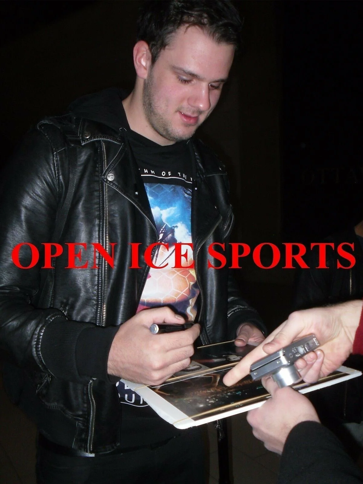 W&W W AND W SIGNED AUTOGRAPH DANCE MUSIC EDM TRANCE 8X10 PHOTO PROOF, изображение 2