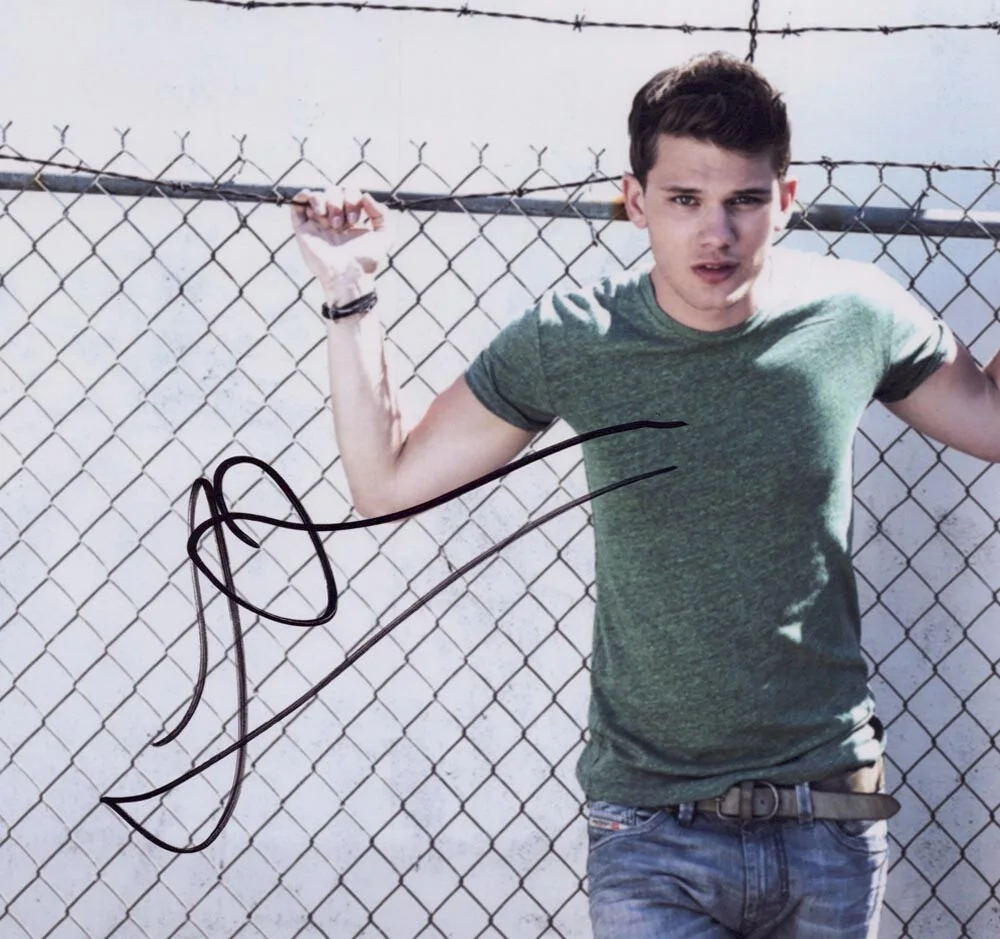 JEREMY IRVINE — Jeremy Irvine signed Autographed 8x10 Photo RETURN TO SILENT HILL Hot SEXY a COA, изображение 3