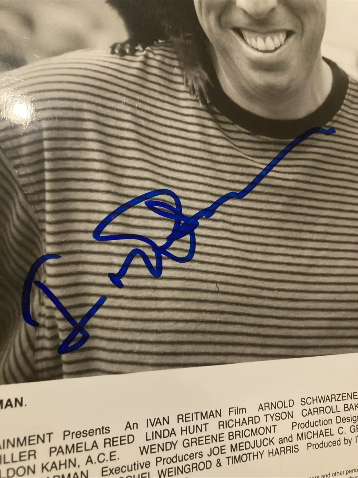 IVAN REITMAN — IVAN REITMAN HAND SIGNED 8X10 PHOTO MOVIE KINDERGARTEN COP DIRECTOR AUTOGRAPH, изображение 4