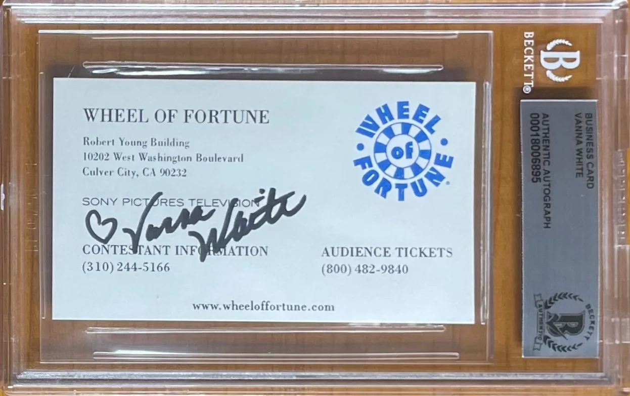VANNA WHITE — VANNA WHITE SIGNED WHEEL OF FORTUNE BUSINESS CARD BAS BGS AUTOGRAPH AUTO