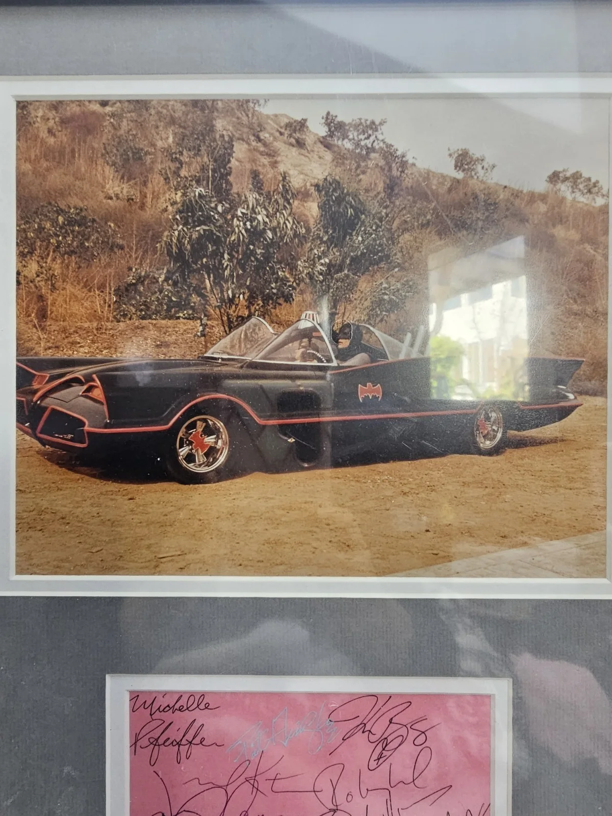 Batmobile Framed 13x17 Famous Signed By Nicholson, Pfeiffer, Keaton, B.Dee.Willi, image 2