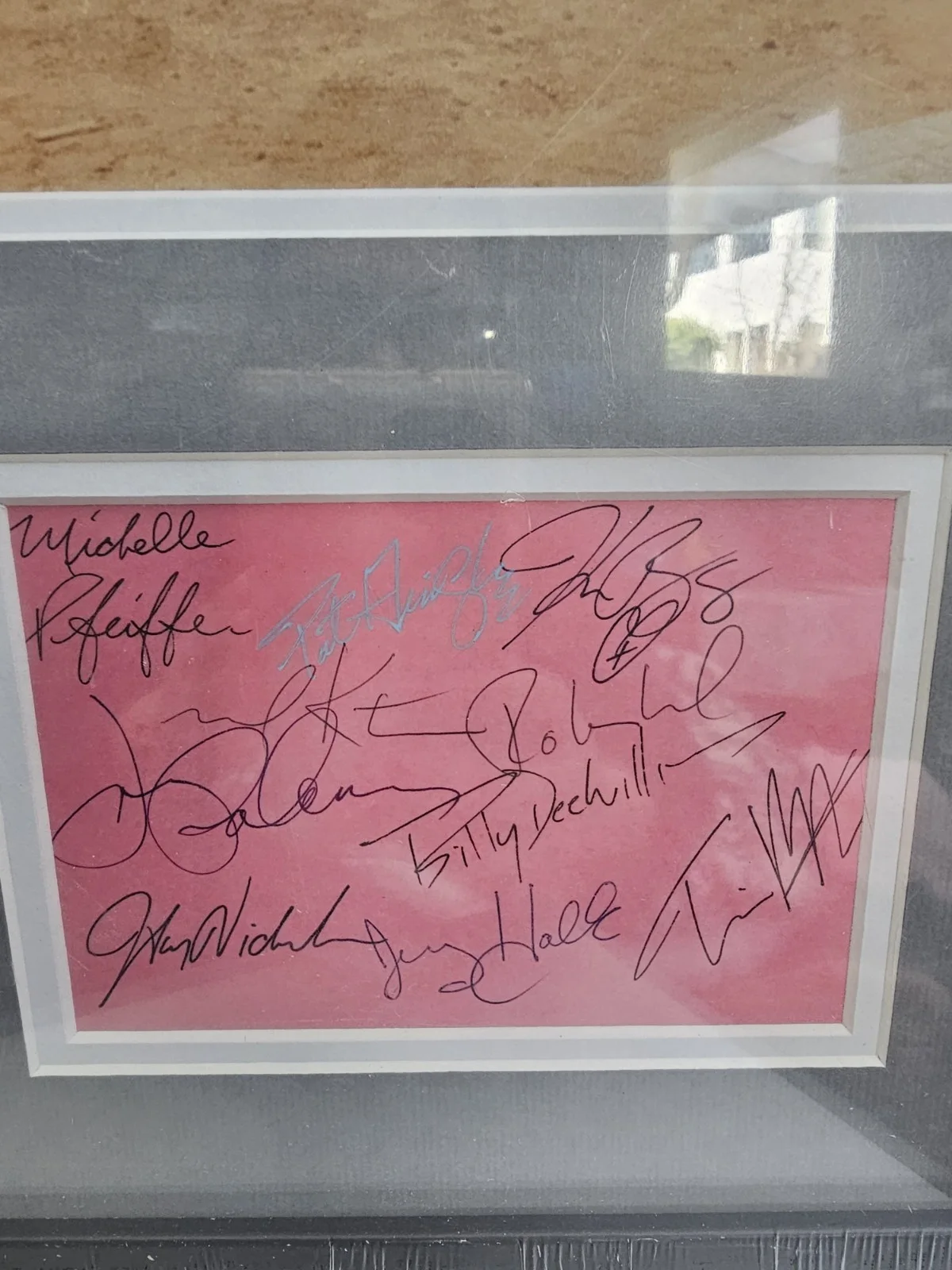 Batmobile Framed 13x17 Famous Signed By Nicholson, Pfeiffer, Keaton, B.Dee.Willi, image 3