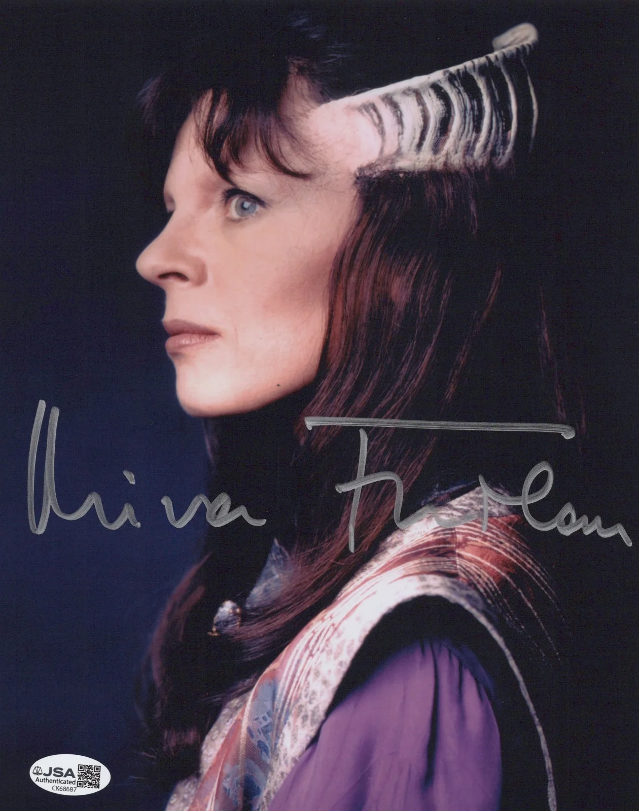 Mira Furlan — Babylon 5 - Ambassador Delenn 8x10 photo signed by Mira Furlan (RIP) JSA COA