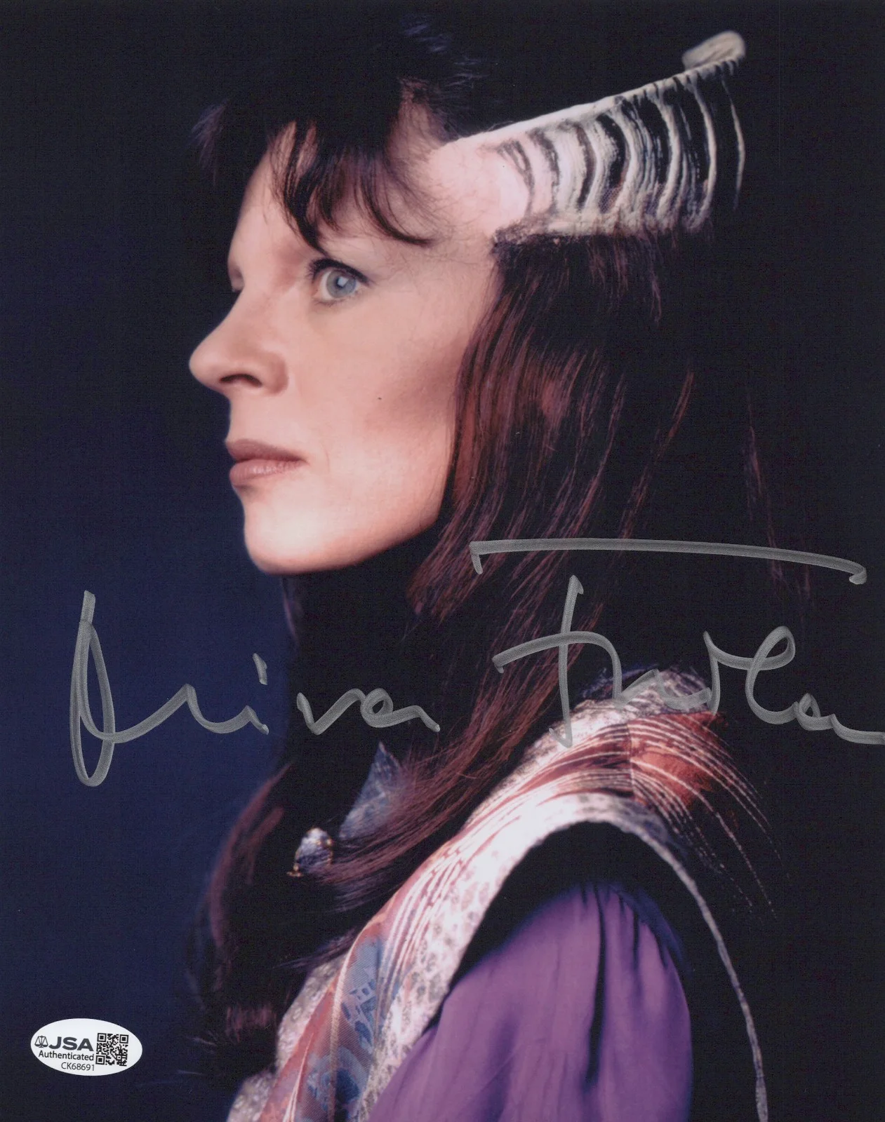 Mira Furlan — Babylon 5 - Ambassador Delenn 8x10 photo signed by Mira Furlan (RIP) JSA COA
