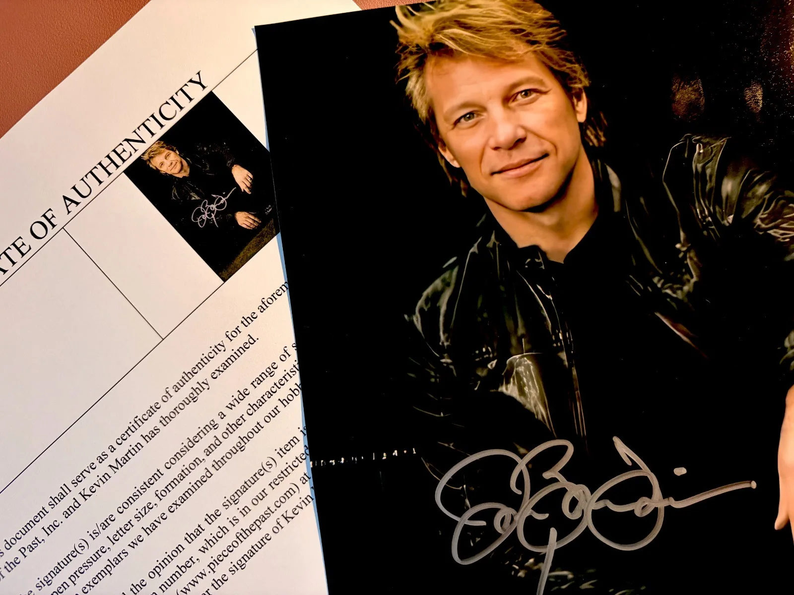Jon Bon Jovi Signed•Vintage MINT•8x10 Pic•Very Young with Piece of the Past COA, изображение 2