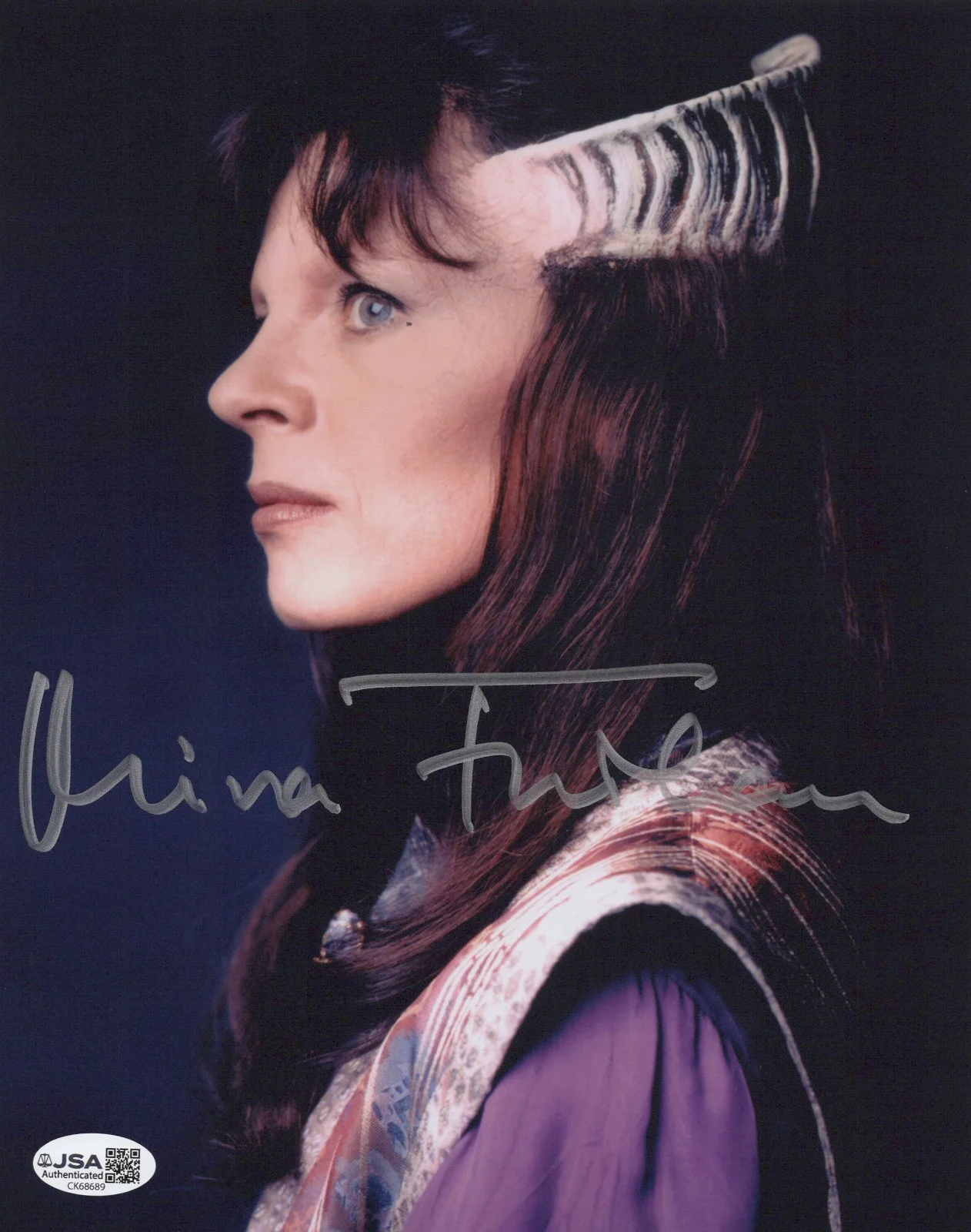 Mira Furlan — Babylon 5 - Ambassador Delenn 8x10 photo signed by Mira Furlan (RIP) JSA COA