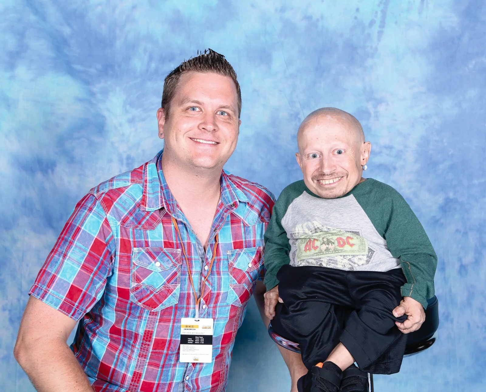 Verne Troyer — RIP- Austin Powers- Verne Troyer (Mini-me) signed 8x10 photo JSA COA, image 2