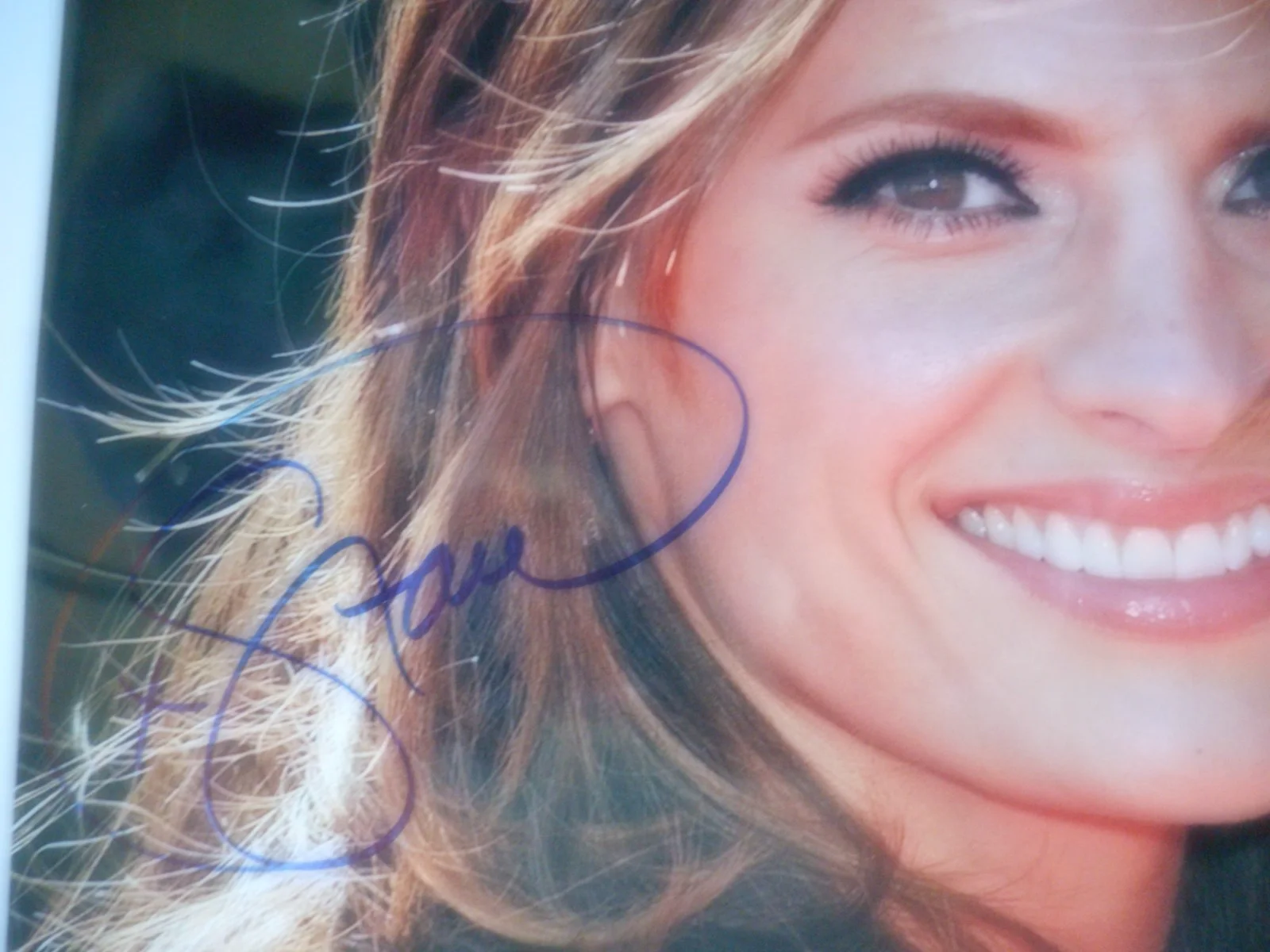 Stana Katic — Stana Katic Autographed CASTLE Closeup Smiling 8x10 Photo Coa & #d Hologram, изображение 4