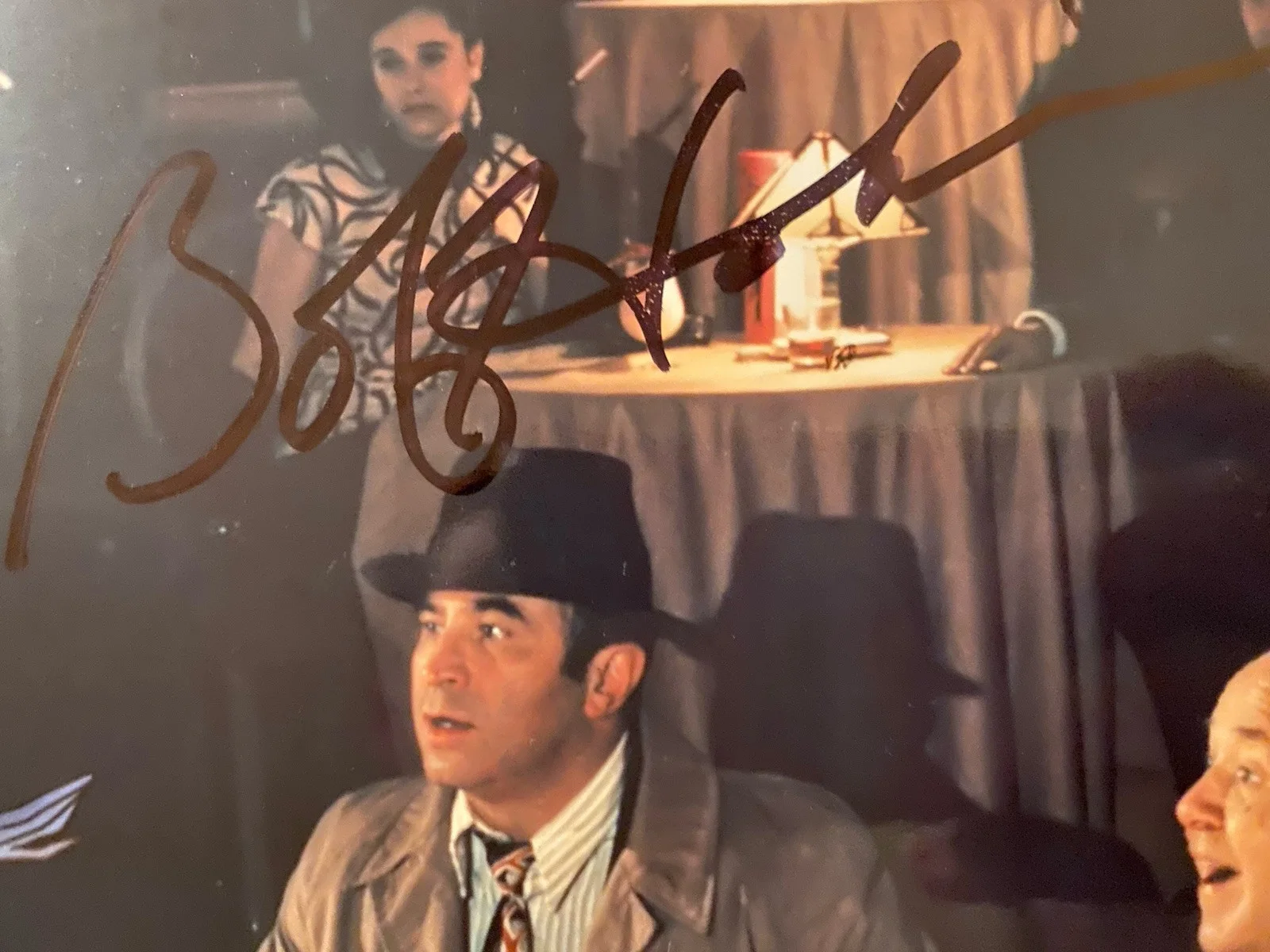 Bob Hoskins, Kathleen Turner — Bob Hoskins Kathleen Turner Signed Autograph Photo Who Framed Roger Rabbit w COA, изображение 4