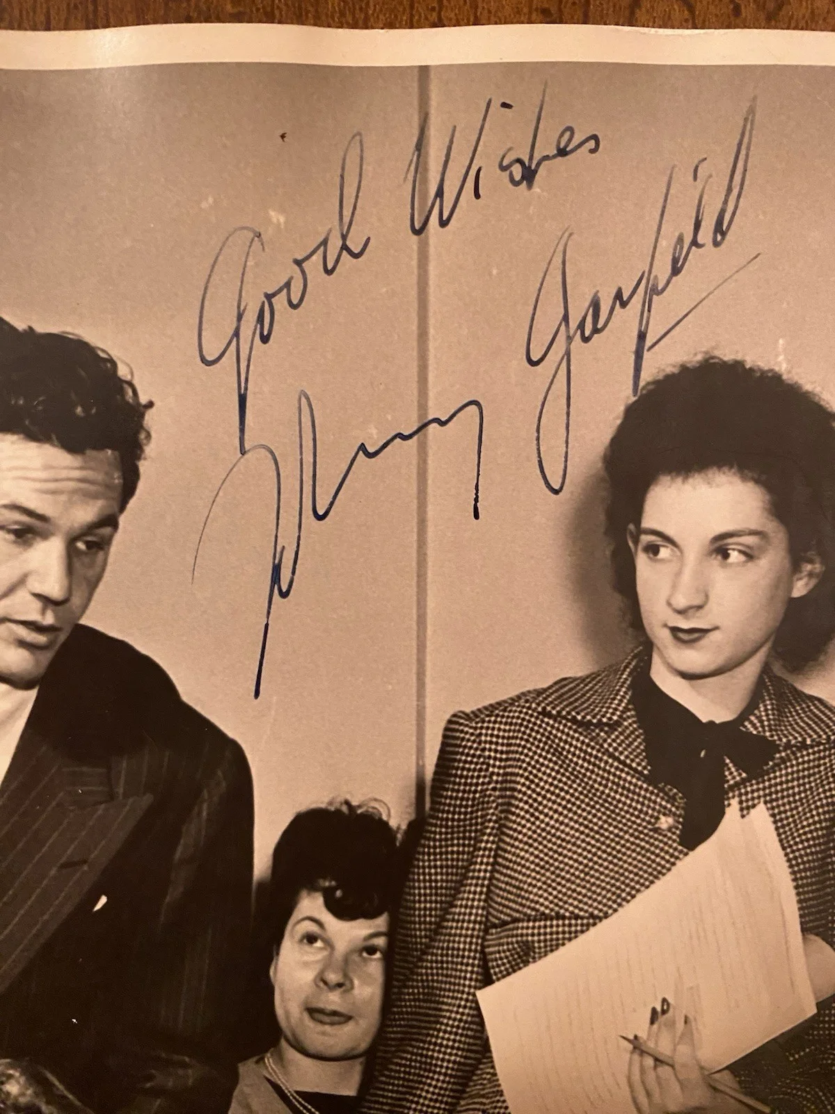John Garfield — John Garfield Signed Autographed Candid Photo w COA Gentleman’s Agreement RARE, изображение 2