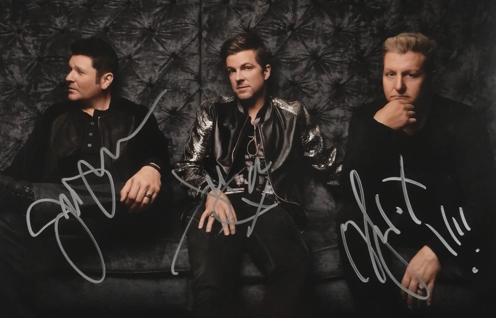 Rascal Flatts Signed Autograph Album JSA Record Vinyl Back To Us, image 2