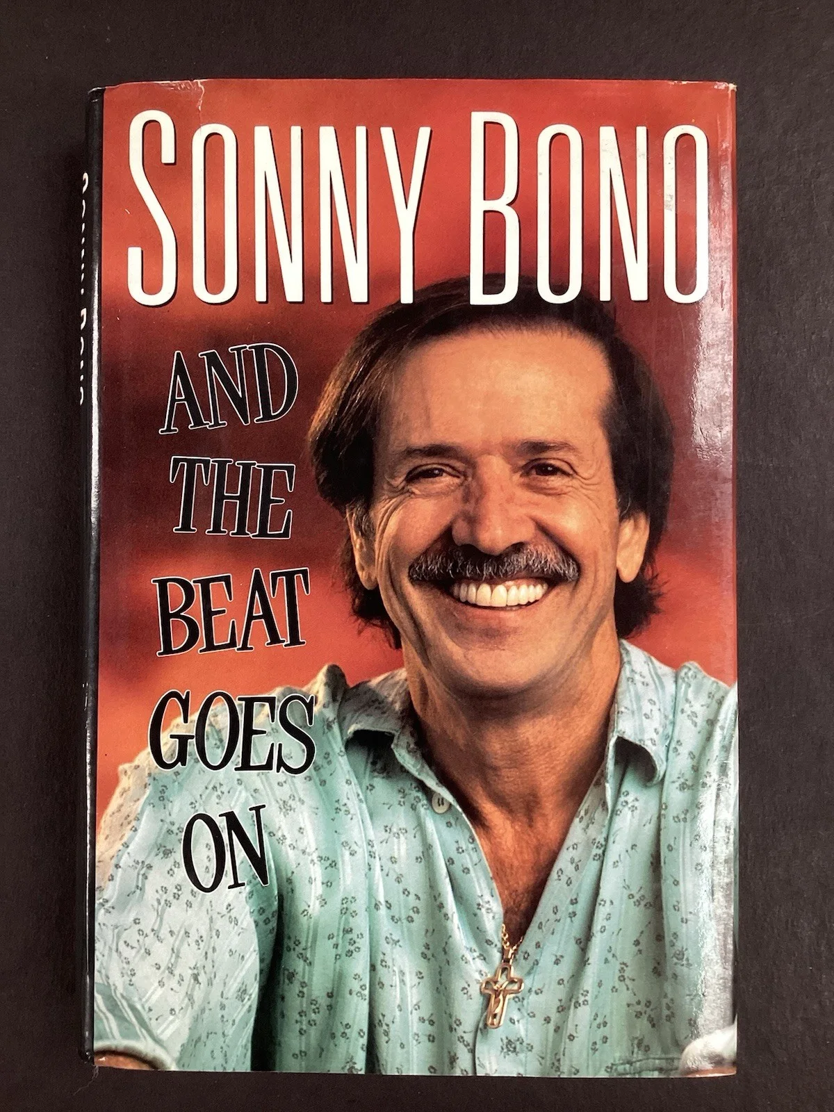 Sonny Bono — Sonny Bono Signed Book And The Beat Goes On Cher TV Show Music Autograph JSA, изображение 3