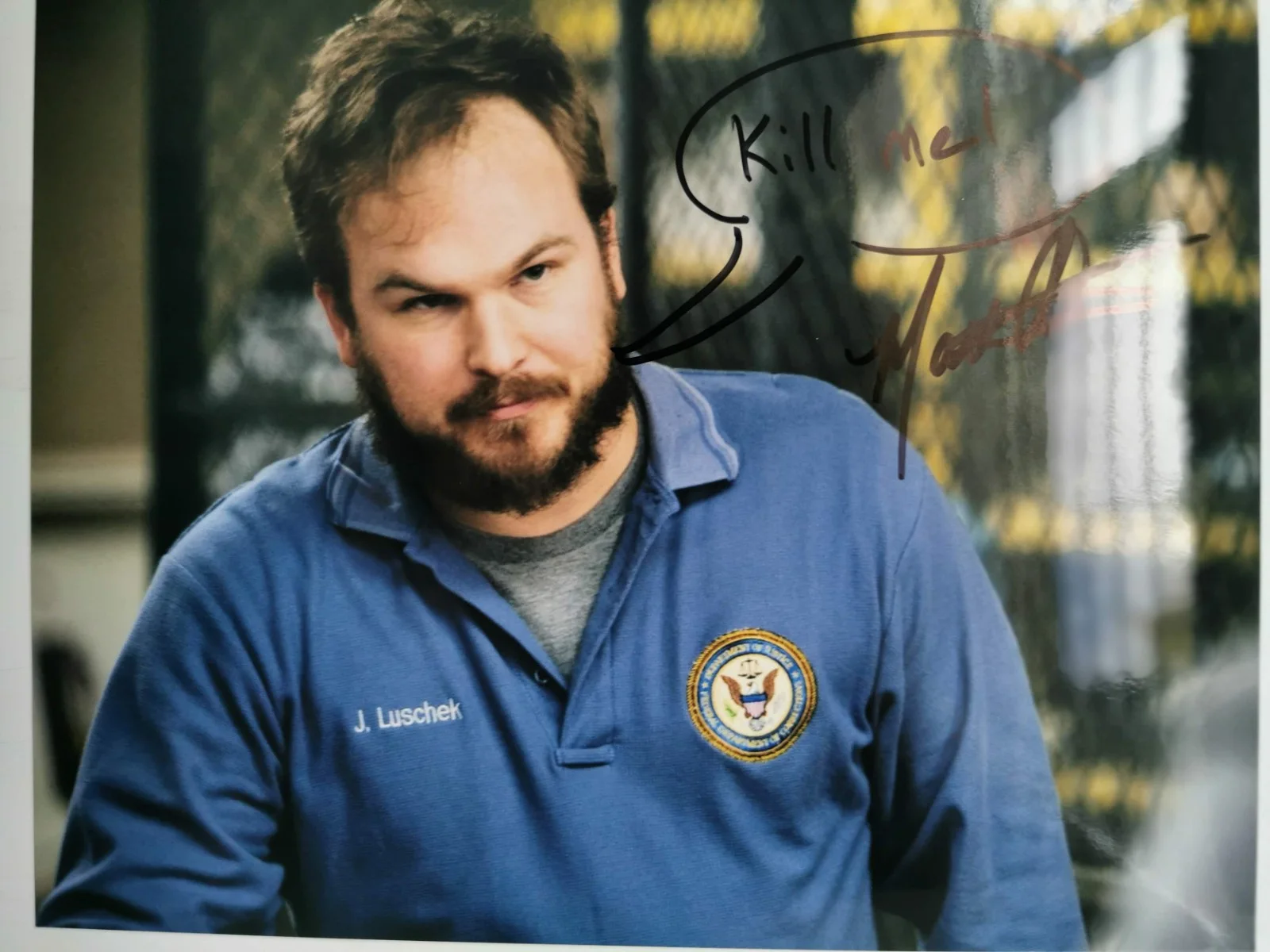 MATT PETERS — MATT PETERS SIGNED 8X10 PHOTO ORANGE IS THE NEW BLACK WITH COA