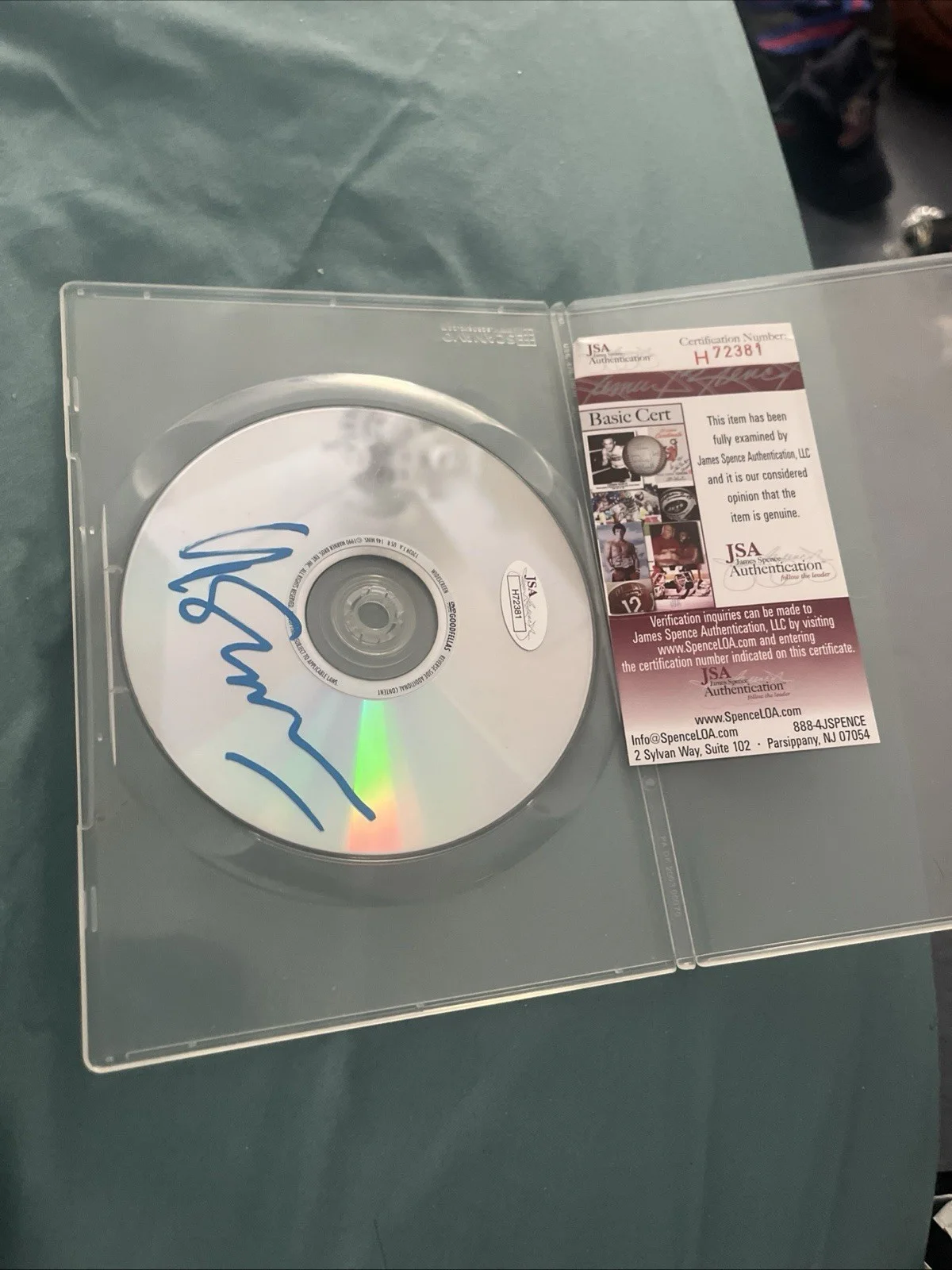 Martin Scorese — SIGNED GOODFELLAS DVD - AUTOGRAPH BY MARTIN SCORSESE AUTHENTICATED JSA#, image 2