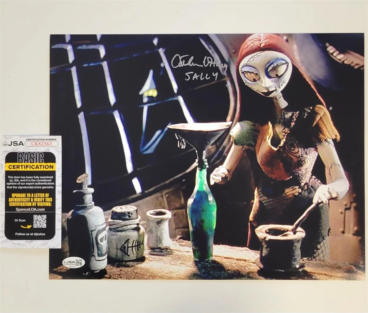Catherine O'Hara — Catherine O'Hara signed "Sally" Nightmare Before Christmas 11x14 Photo auto JSA