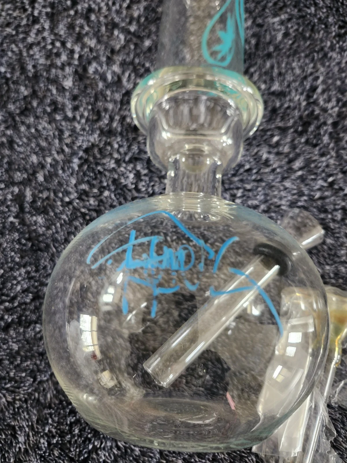 Cheech, Chong — Cheech & Chong Hand Signed 10in Glass Bong / COA - Dual Signature, изображение 4