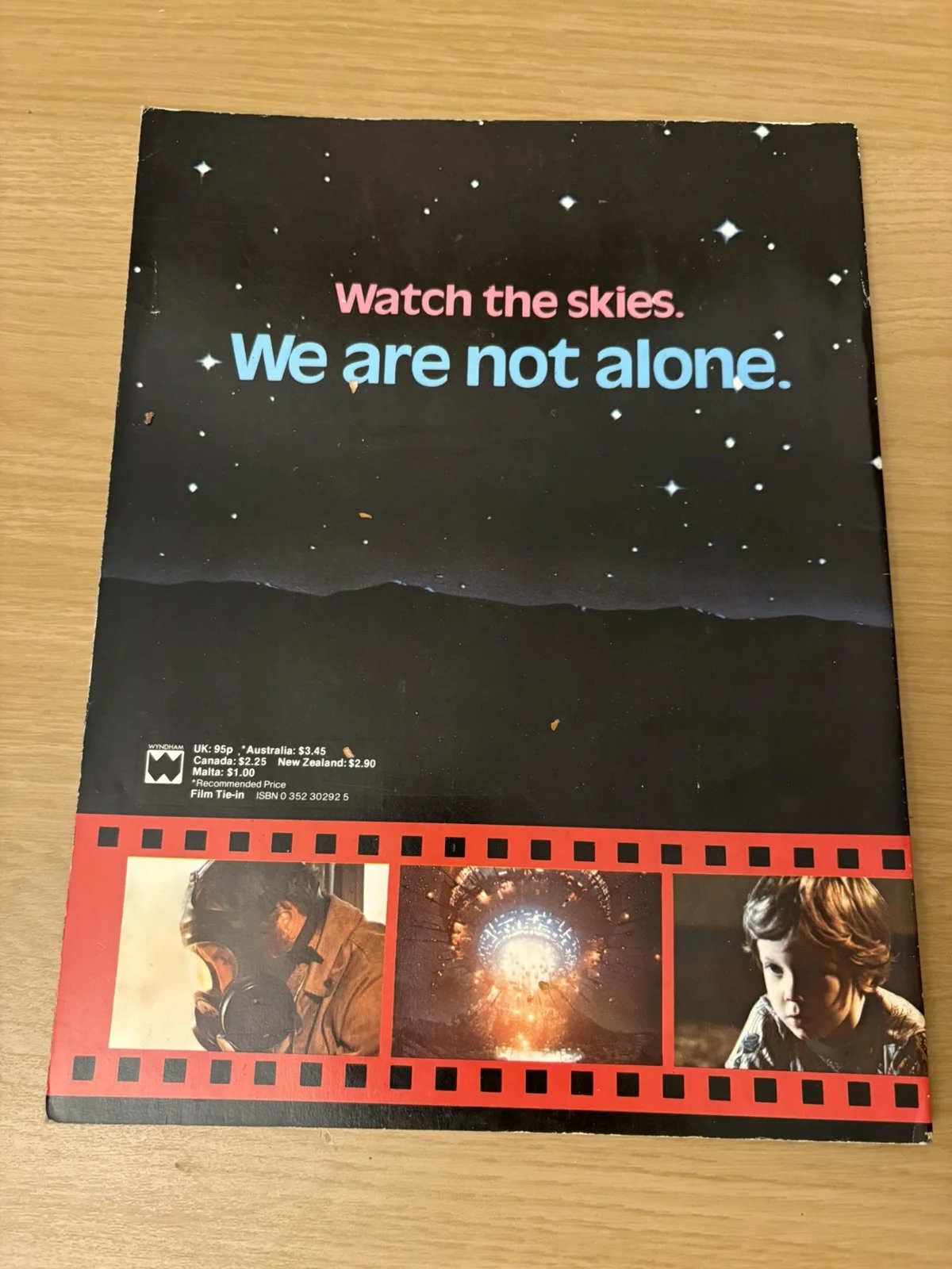 Close Encounters of the Third Kind Official Collectors Edition 1978, image 3