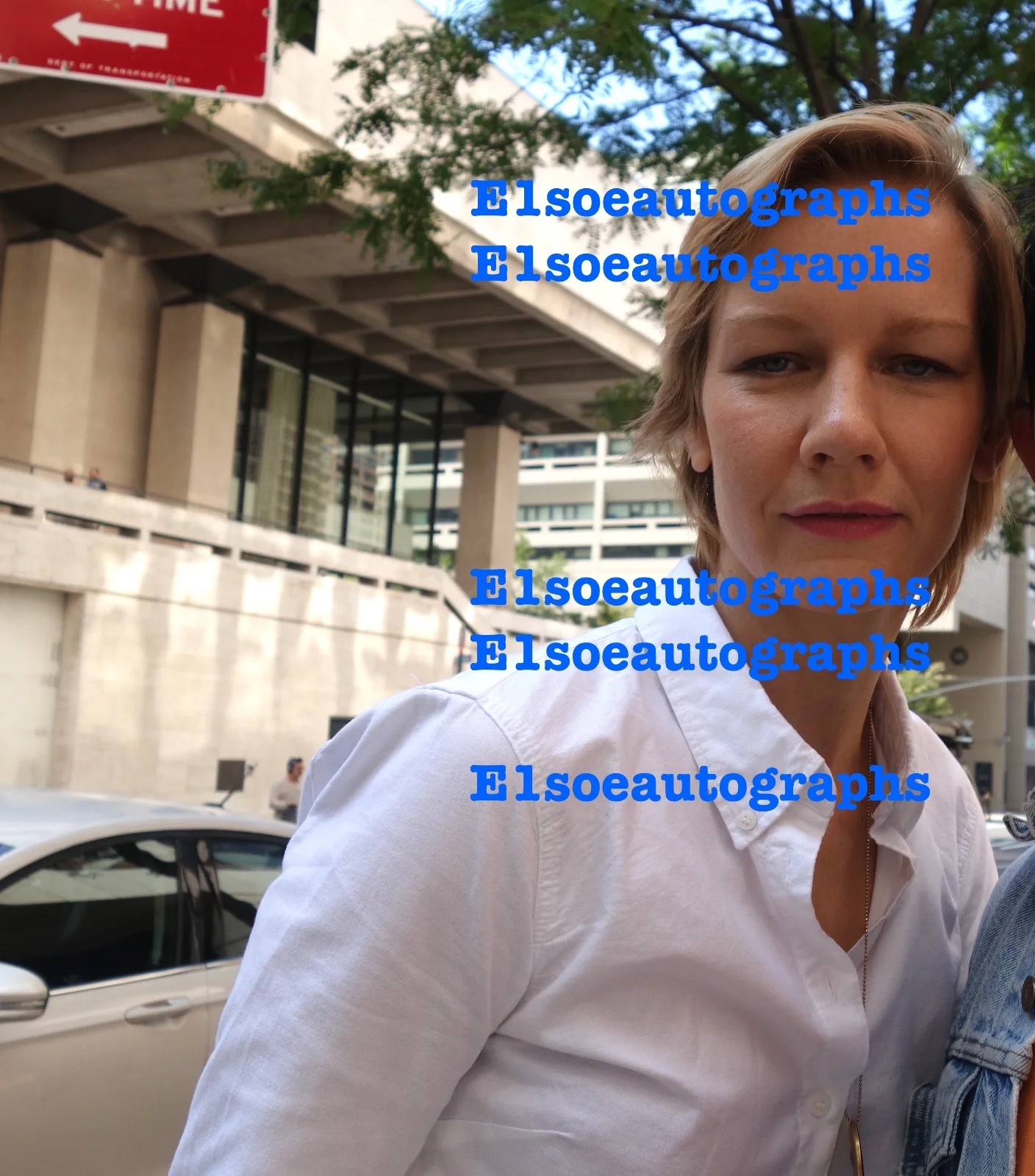 Sandra Huller — Sandra Huller signed Toni Erdmann 8x10 photo. Proof. Project Hail Mary, image 2
