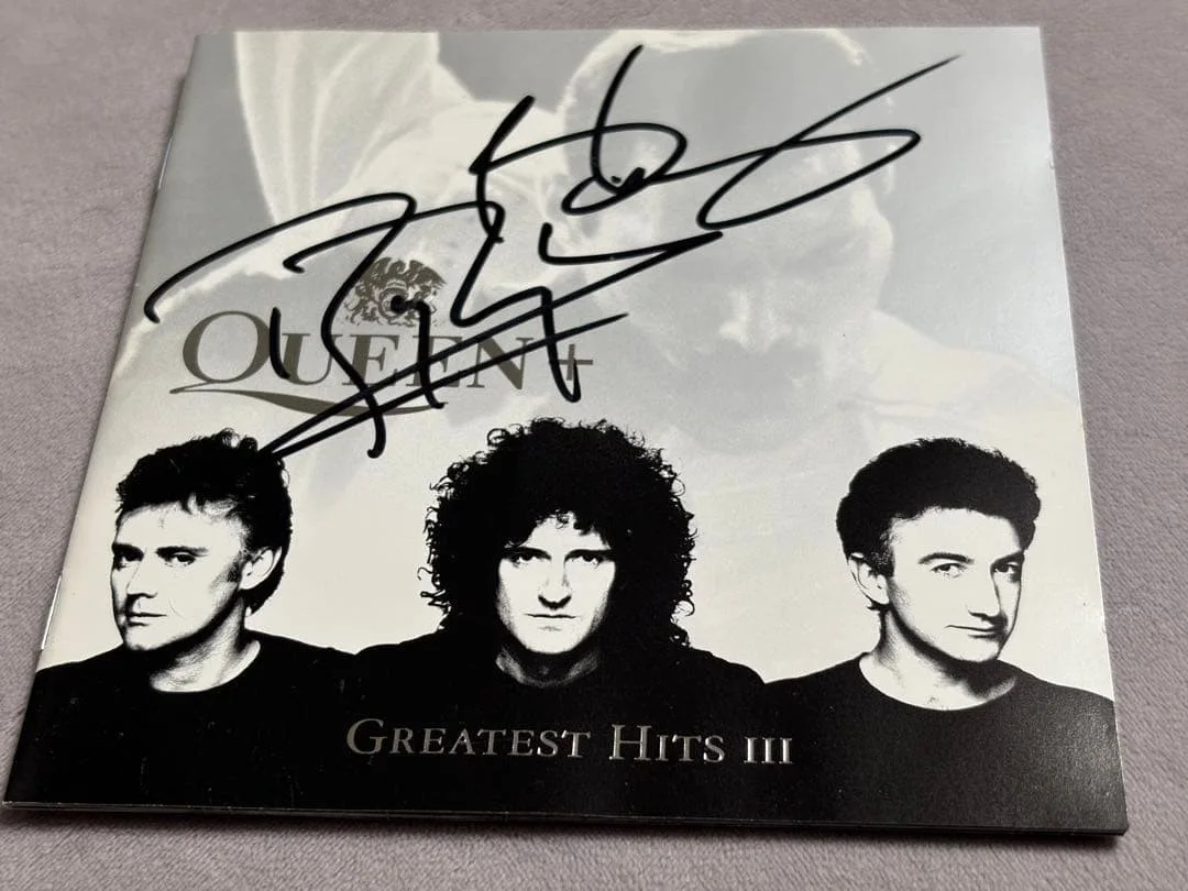 Queen Greatest Hits III Autographed CD Brian May Roger Taylor Signed Import, image 2
