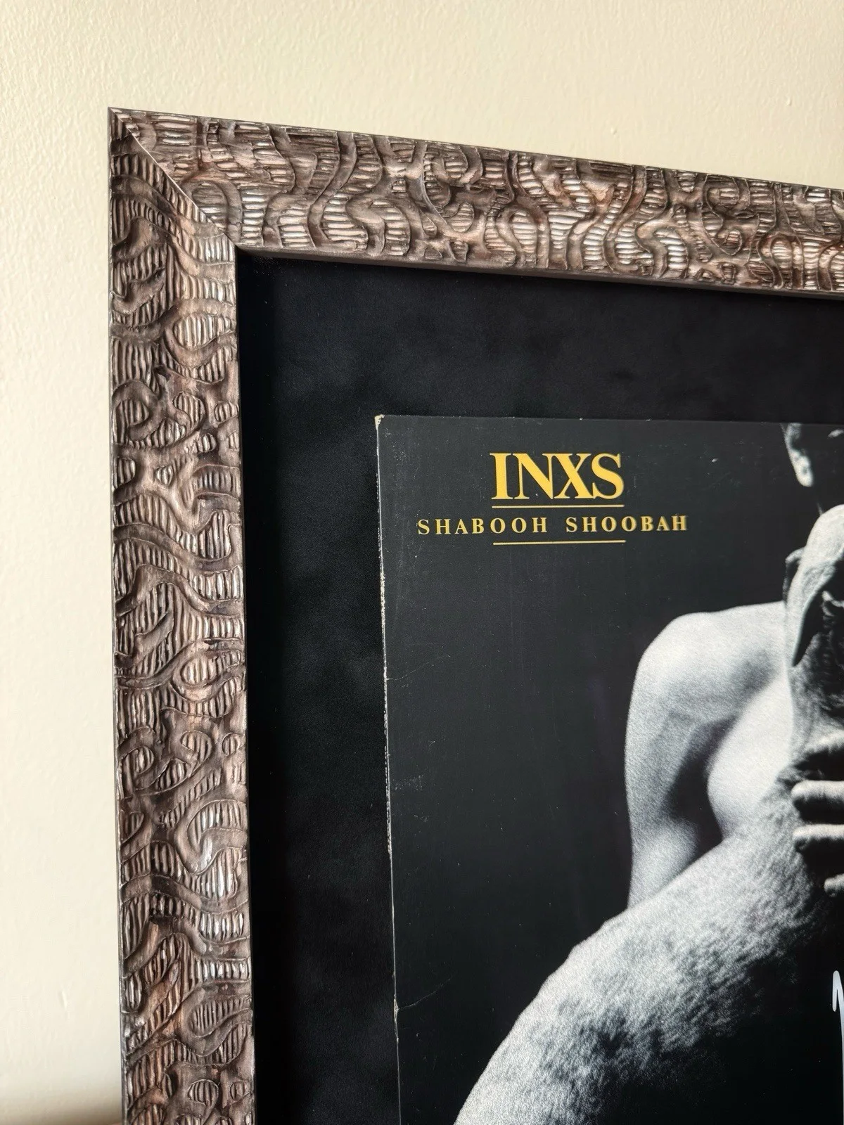 Michael Hutchence Hand Signed In Person INXS Shabooh Shoobah Album, изображение 3
