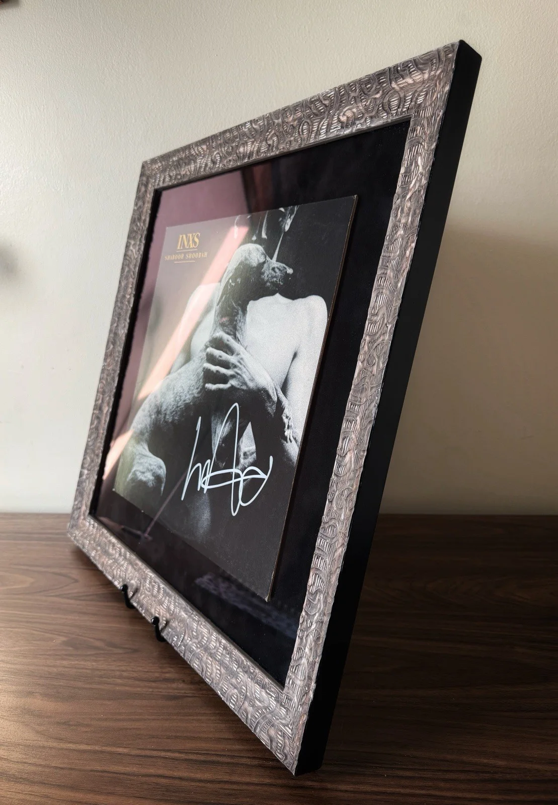 Michael Hutchence Hand Signed In Person INXS Shabooh Shoobah Album, изображение 5