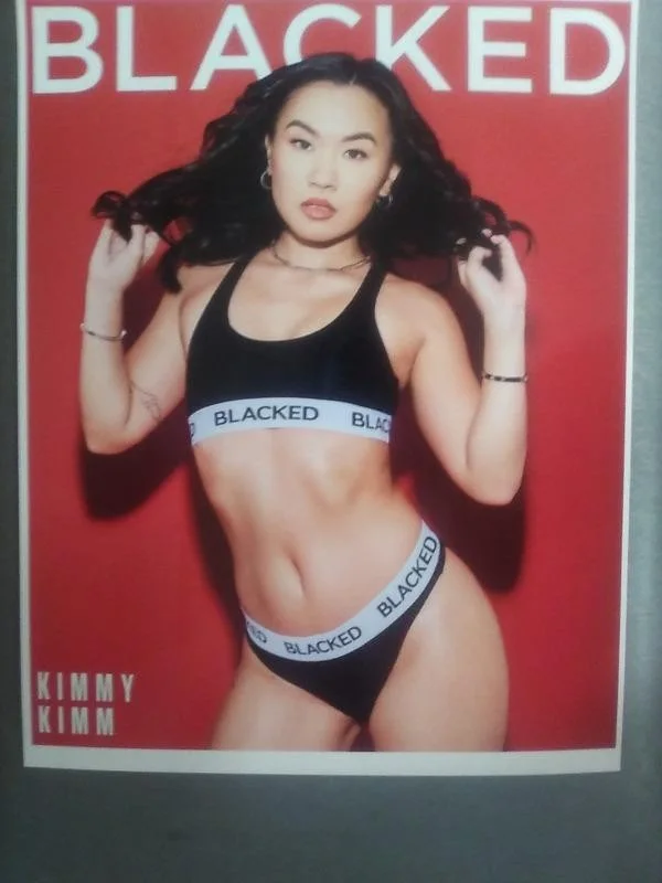 Kimmie Kimm hand signed 8x10 color photo of Adult Asian Model + 2 color photos, изображение 4
