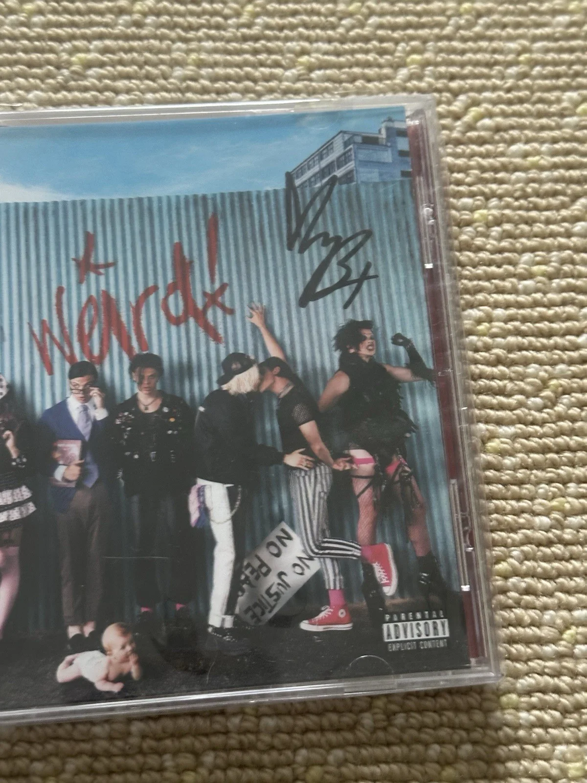 Yungblud Signed Weird! CD Brand New Sealed, image 2