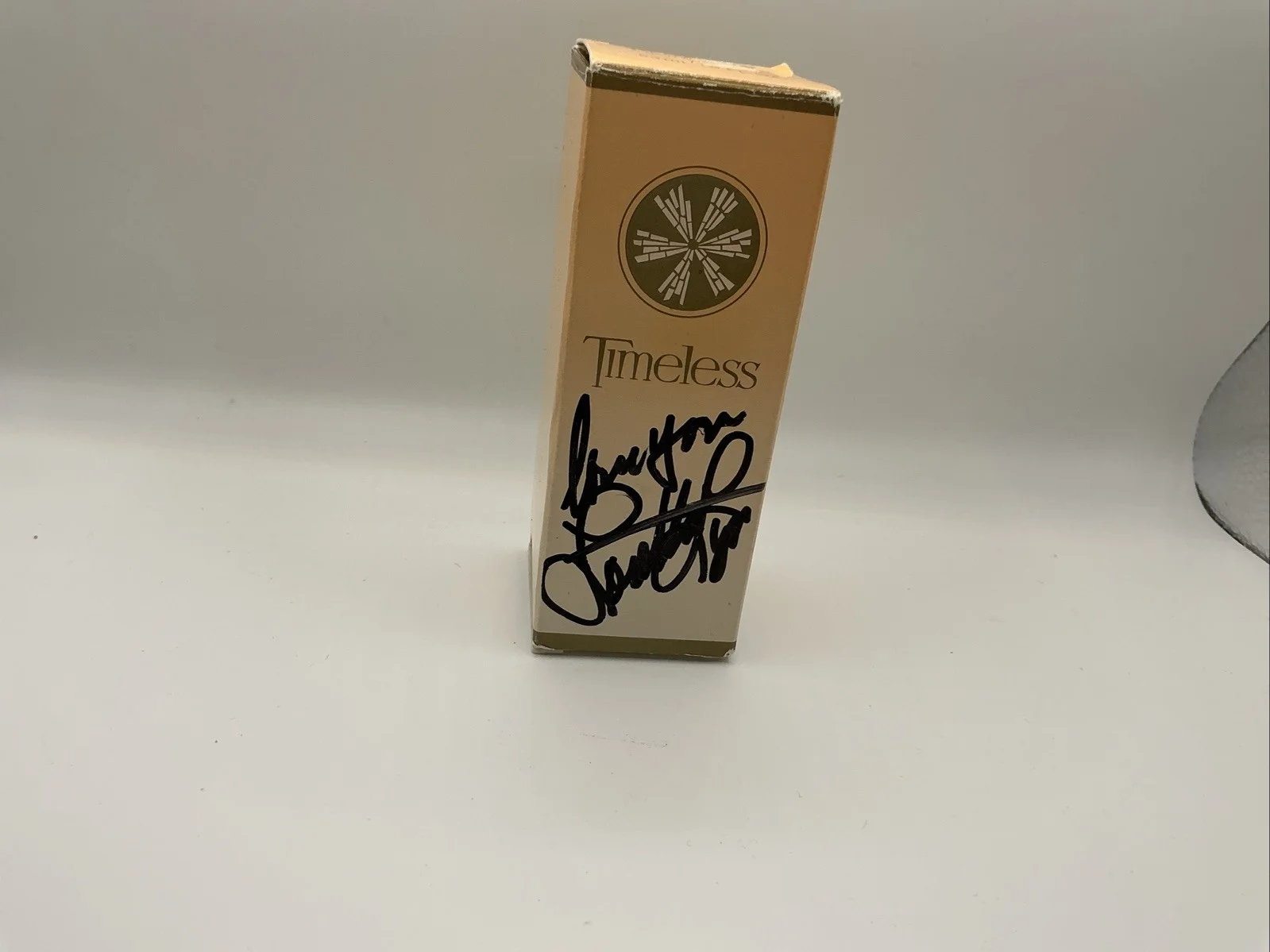Loretta Lynn Her Perfume Box Only Autographed I Have To Have Her Smell 😊, изображение 2