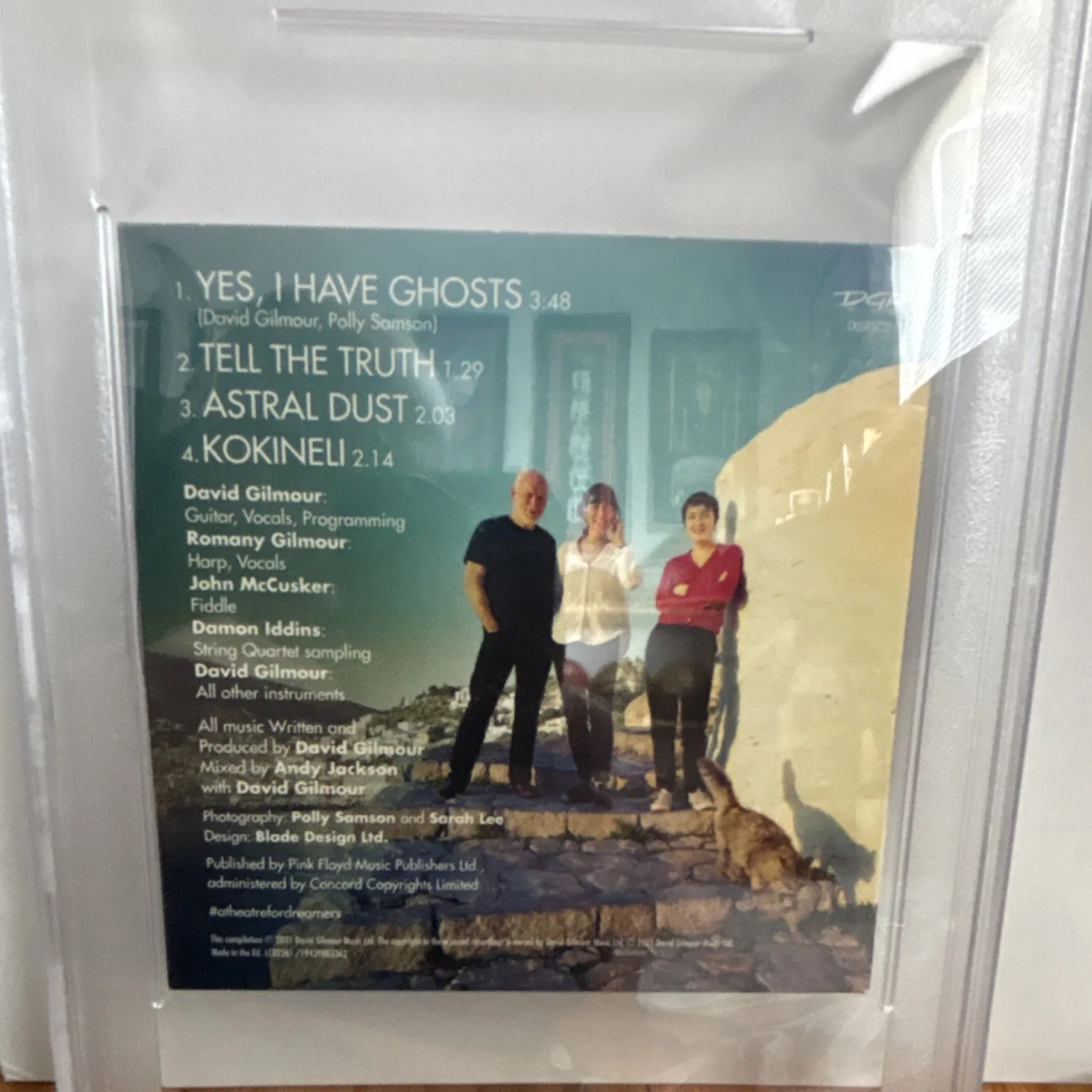 David Gilmour and Polly Sampson Signed CD Booklet Yes I Have Ghosts PSA/DNA, изображение 3