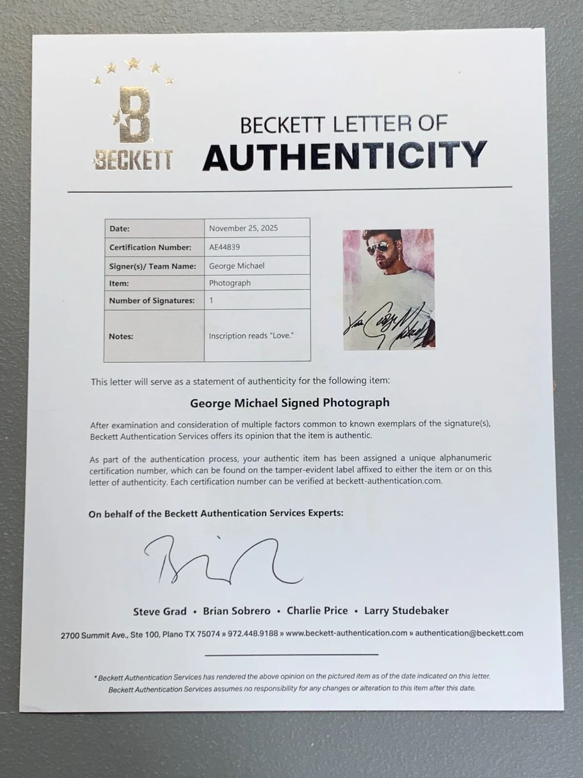 George Michael Signed 10" x 8" Photo (Beckett/BAS Authentication), image 2